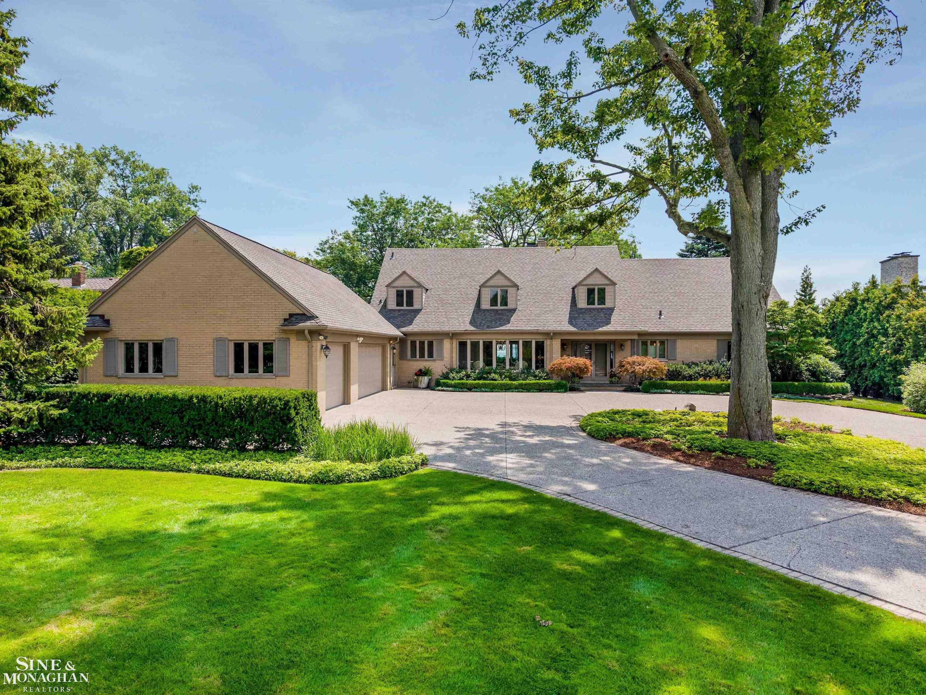 15230 Windmill Pointe Drive, Grosse Pointe Park, MI 48230 — Photo 2
