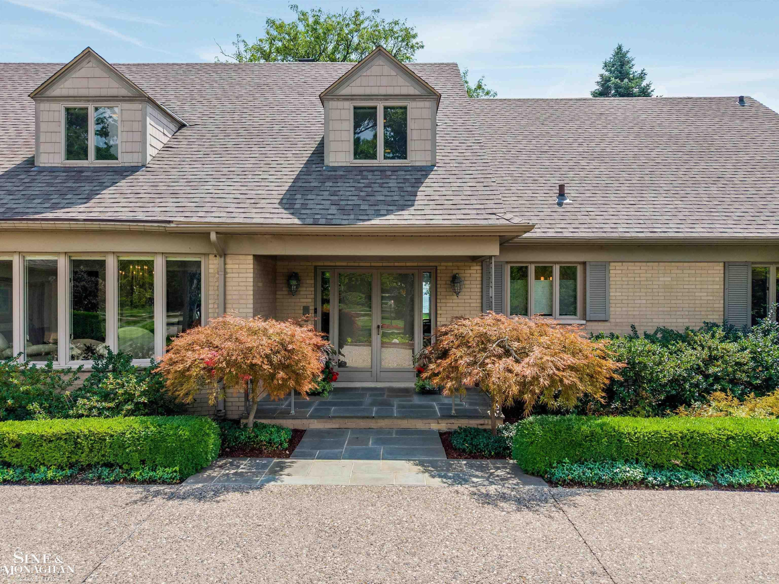 15230 Windmill Pointe Drive, Grosse Pointe Park, MI 48230 — Photo 10