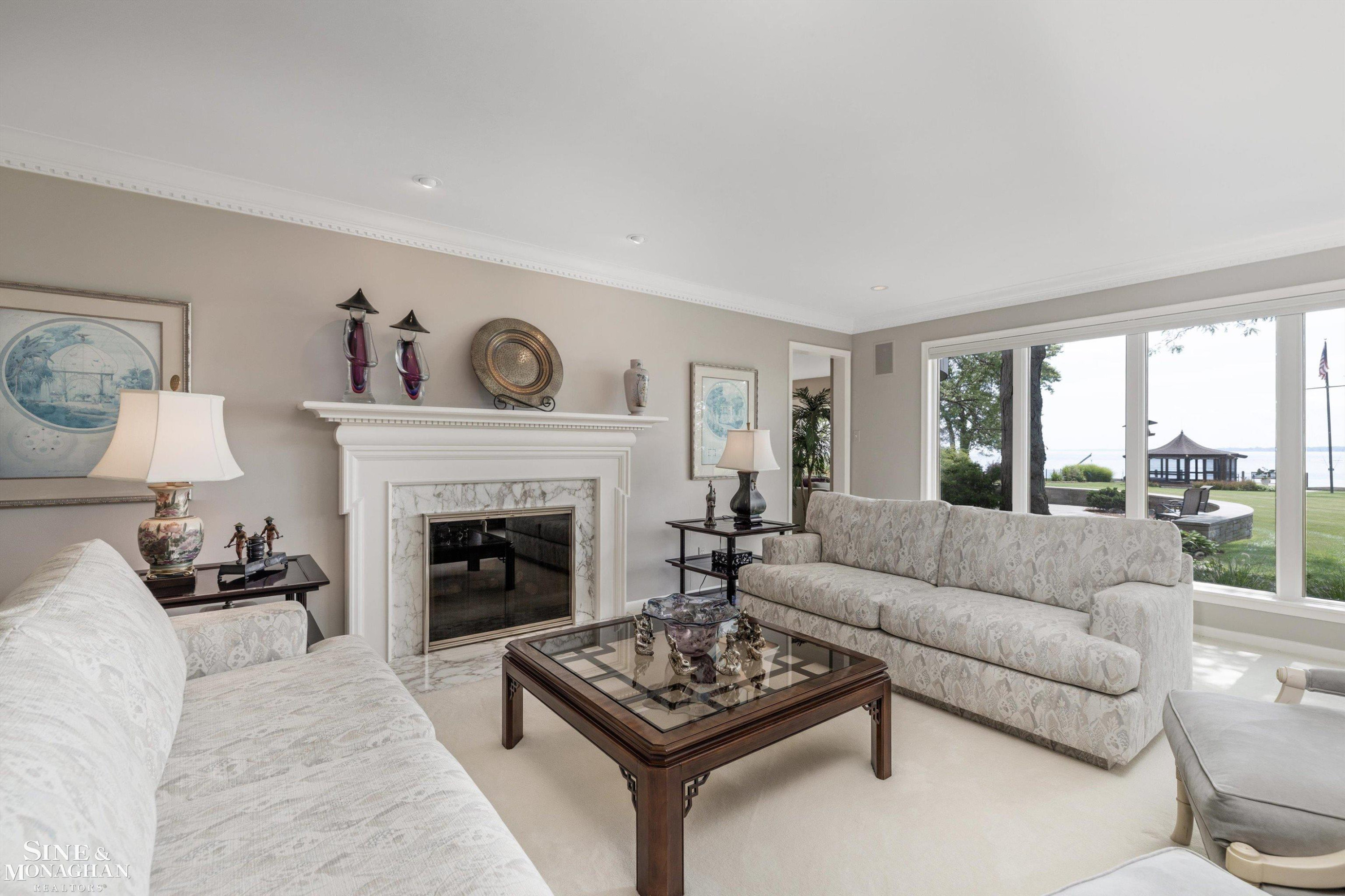 15230 Windmill Pointe Drive, Grosse Pointe Park, MI 48230 — Photo 12