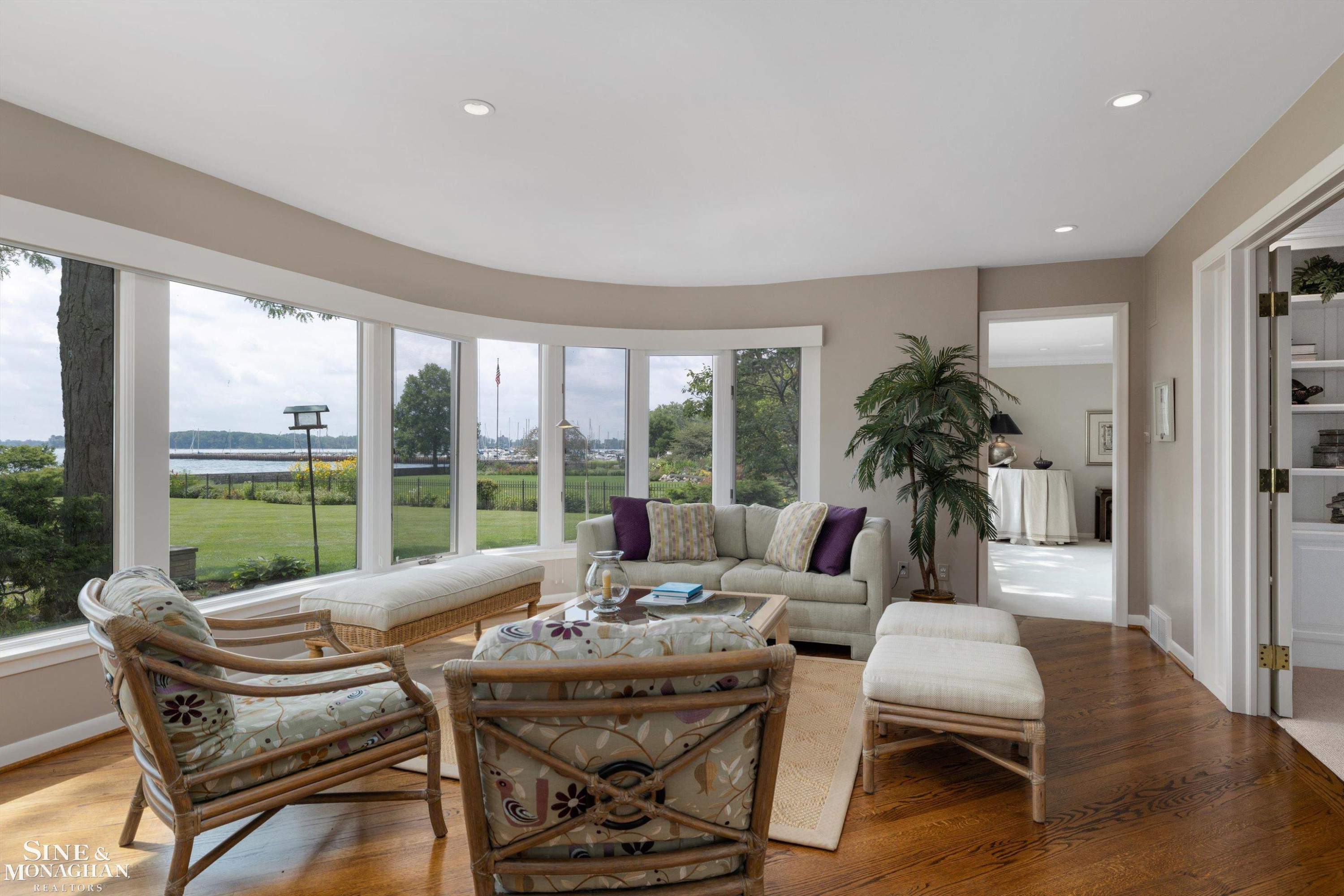 15230 Windmill Pointe Drive, Grosse Pointe Park, MI 48230 — Photo 22