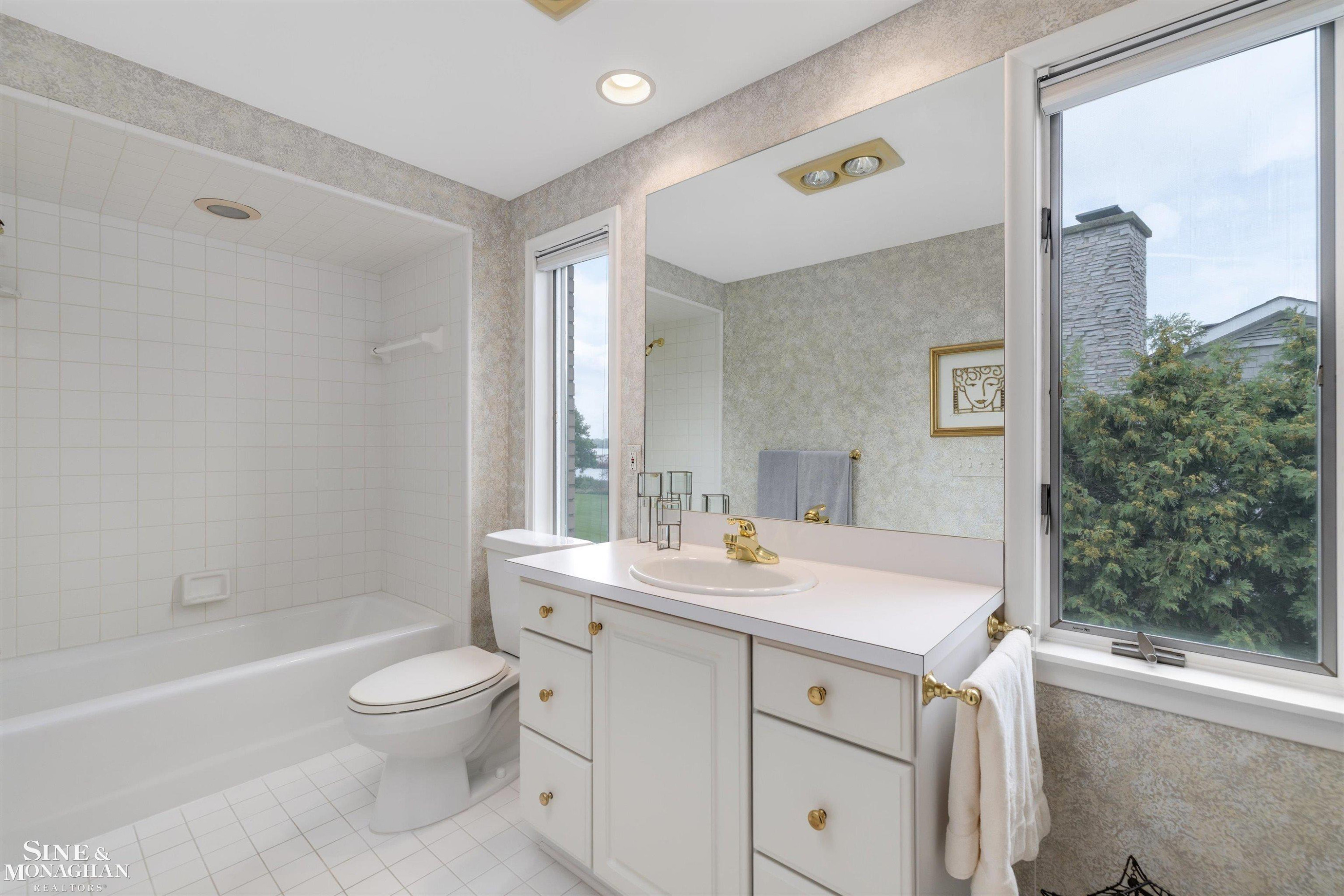 15230 Windmill Pointe Drive, Grosse Pointe Park, MI 48230 — Photo 50