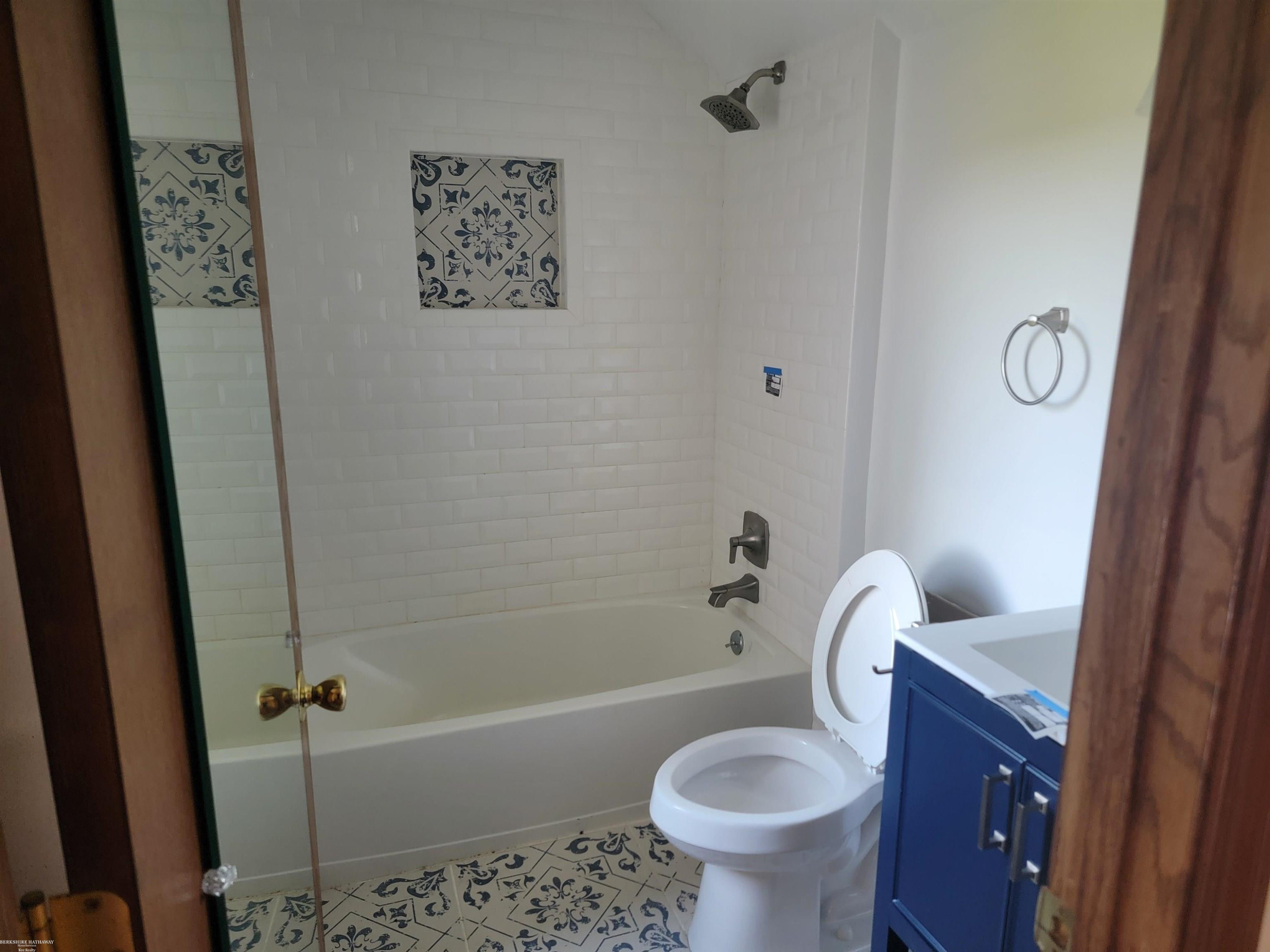14383 Koehn Road, Capac, MI 48014 — Photo 8