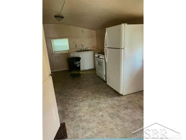 800 W Remington Street, Saginaw, MI 48602 — Photo 10