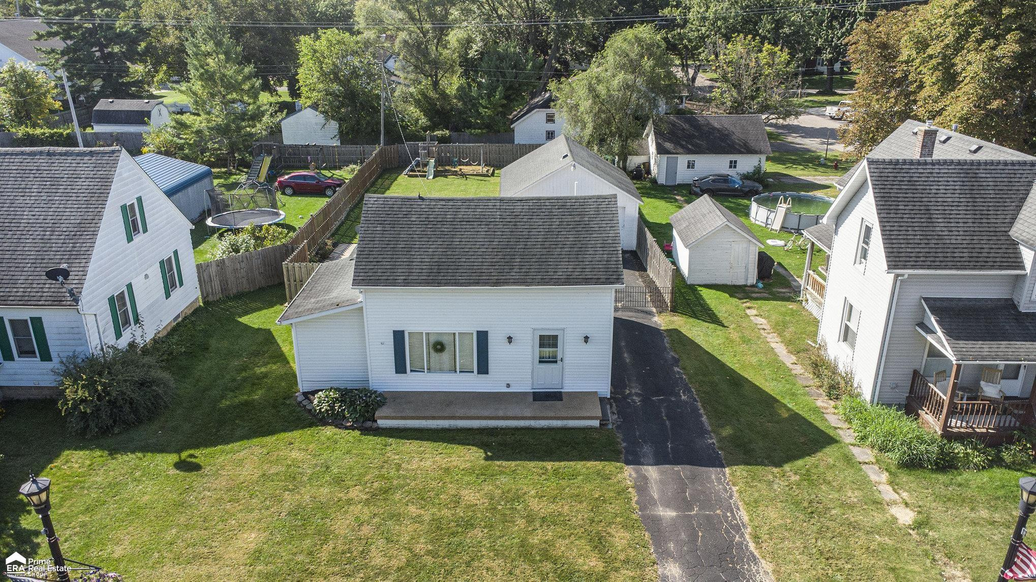 9456 Genesee Street, New Lothrop, MI 48460 — Photo 17