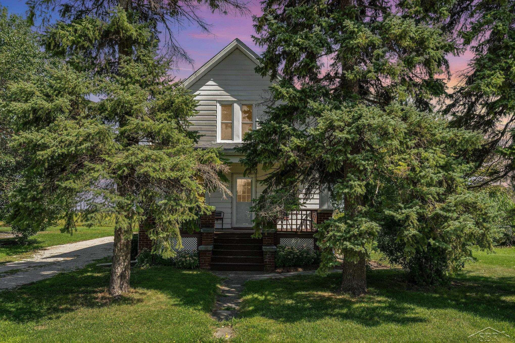 3355 S Van Buren Road, Reese, MI 48757 — front exterior