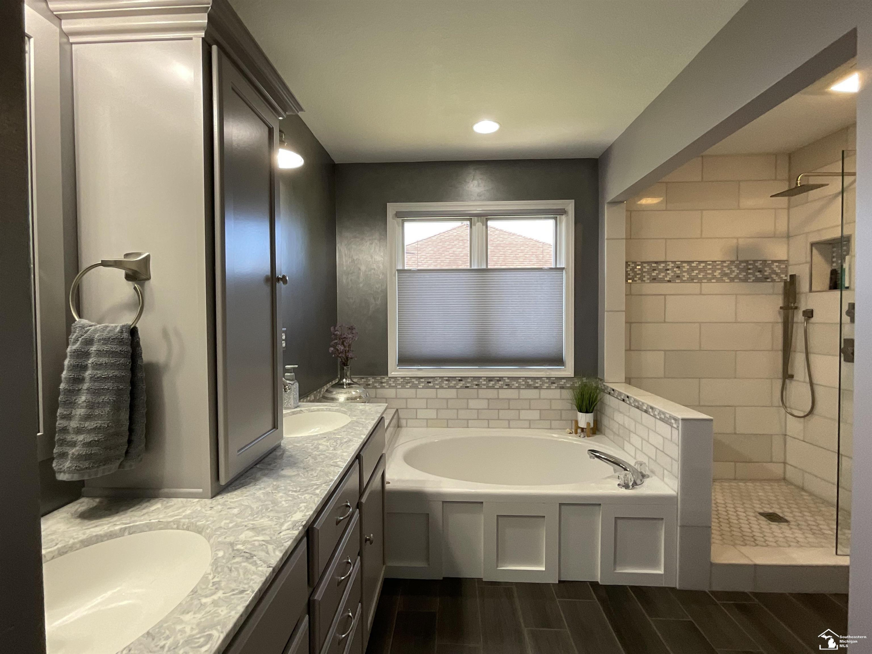 13320 Lighthouse Road, La Salle, MI — Photo 35