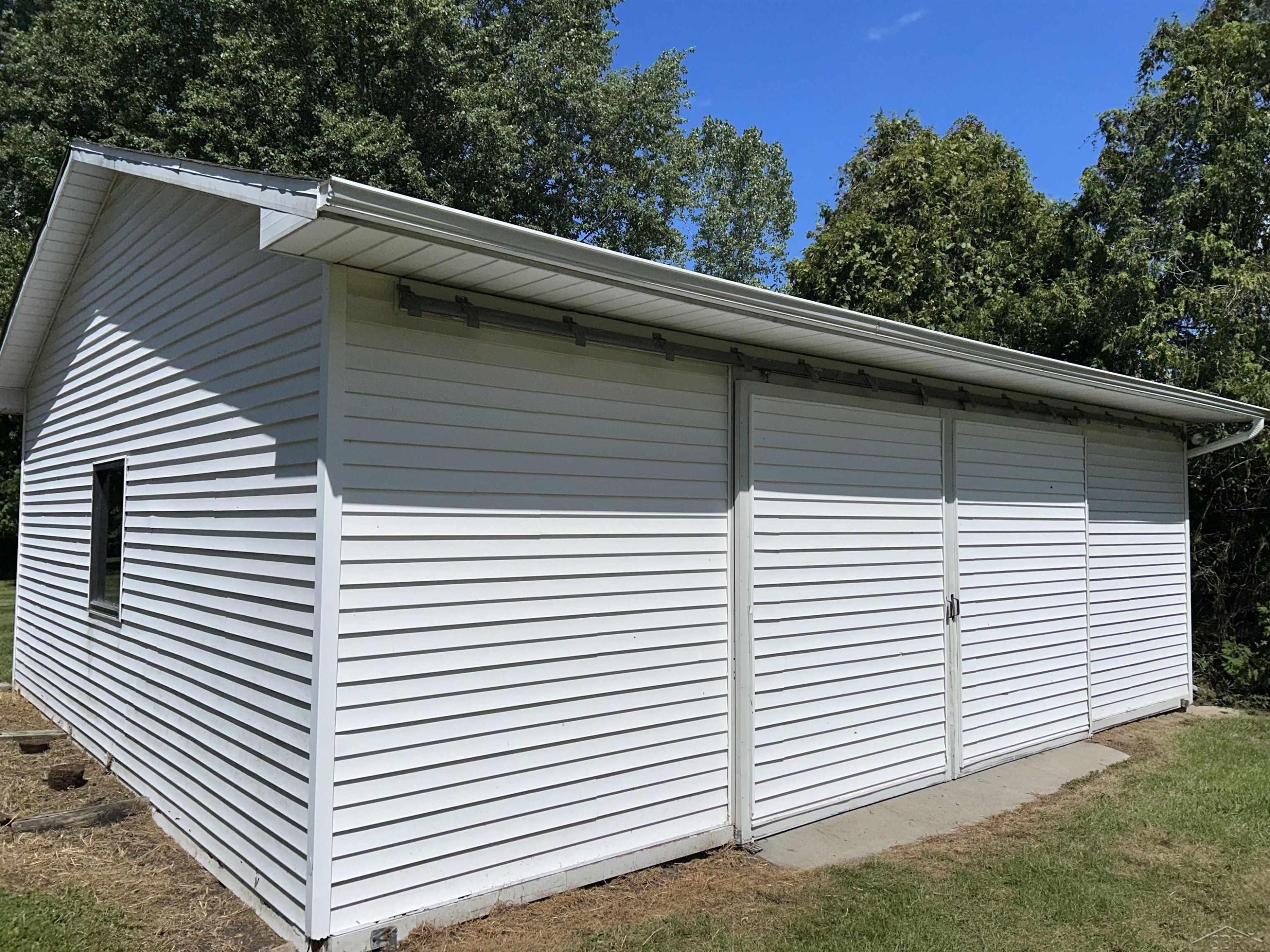 4810 Mackinaw Road, Saginaw, MI 48603 — Photo 7