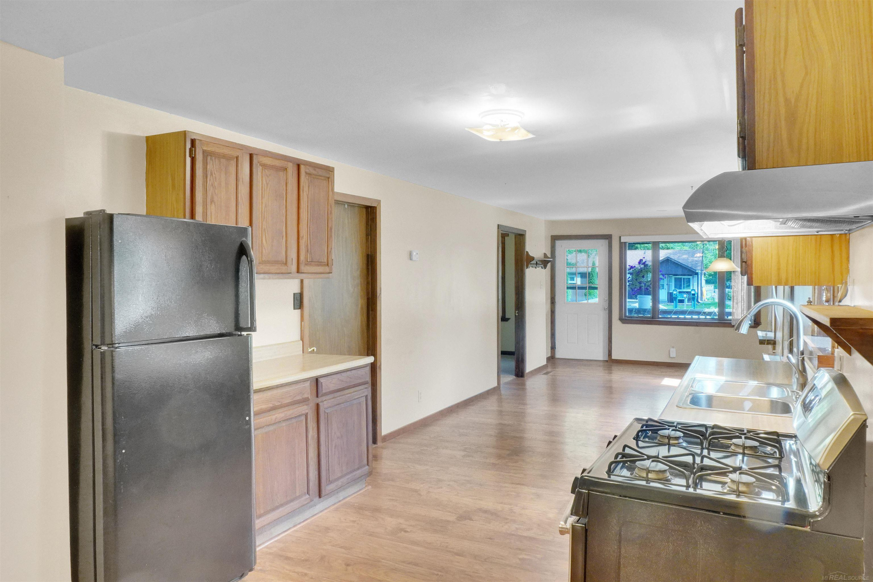 3215 Wadhams Road, MI 48049 — Photo 9