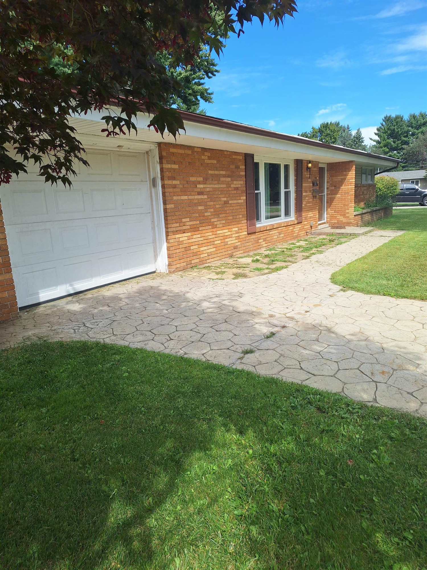 190 Melanie Boulevard, Imlay City, MI 48444 — Photo 2