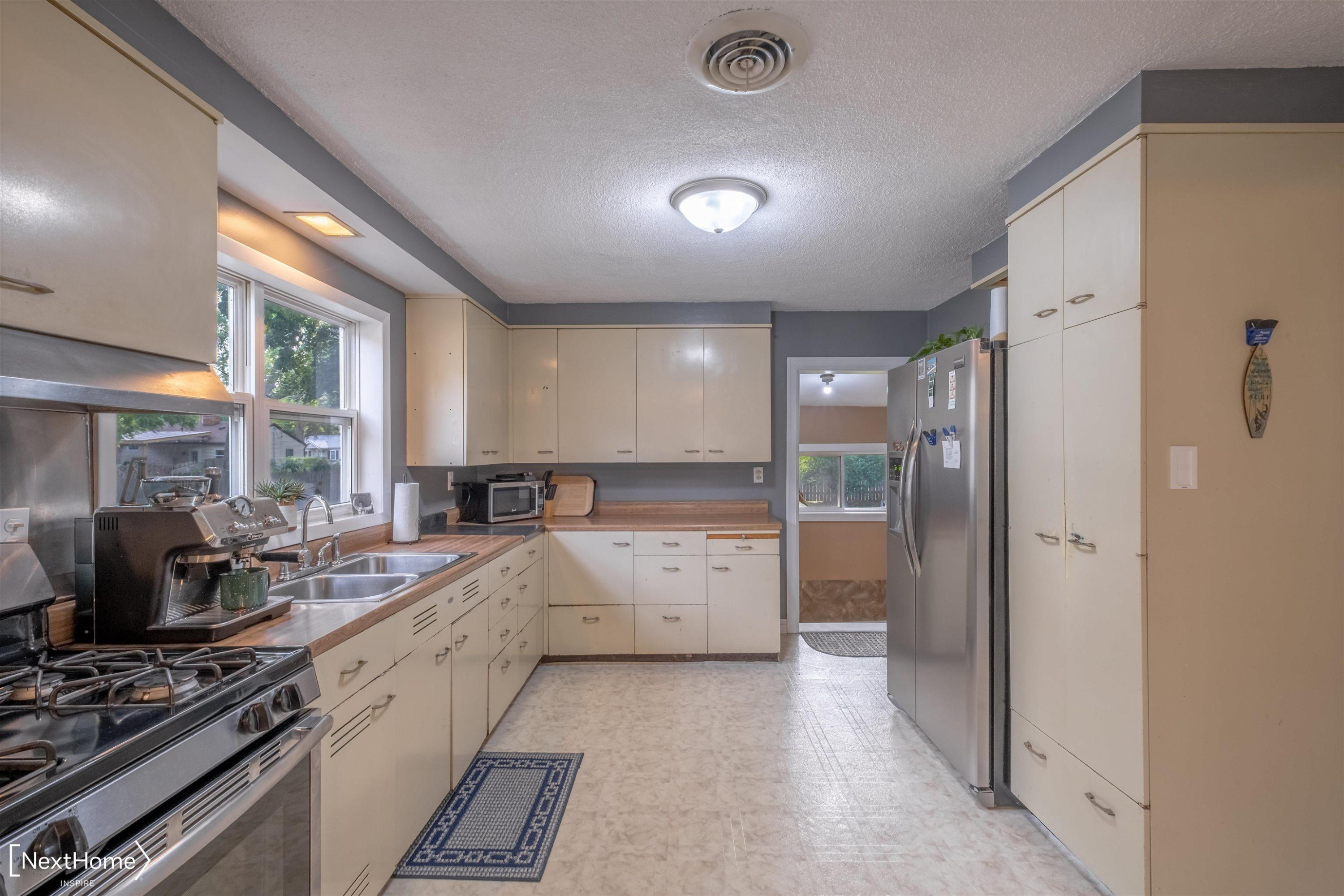259 N Saginaw Street, Montrose, MI 48457 — Photo 6
