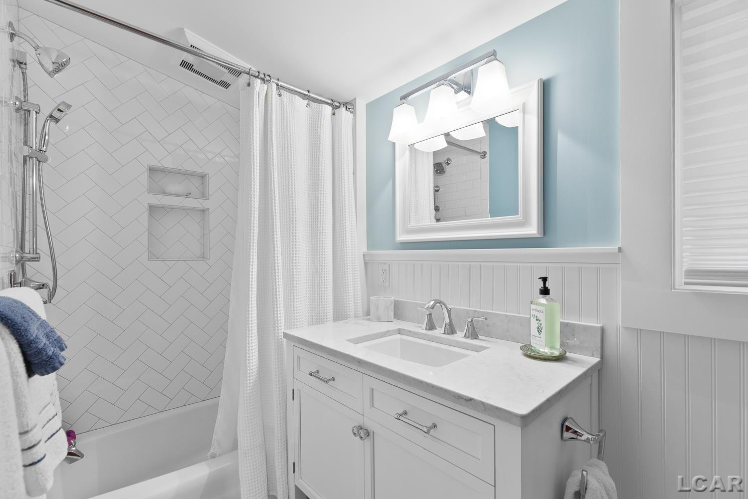 5098 Belmere Drive, Manitou Beach, MI 49253 — Photo 29