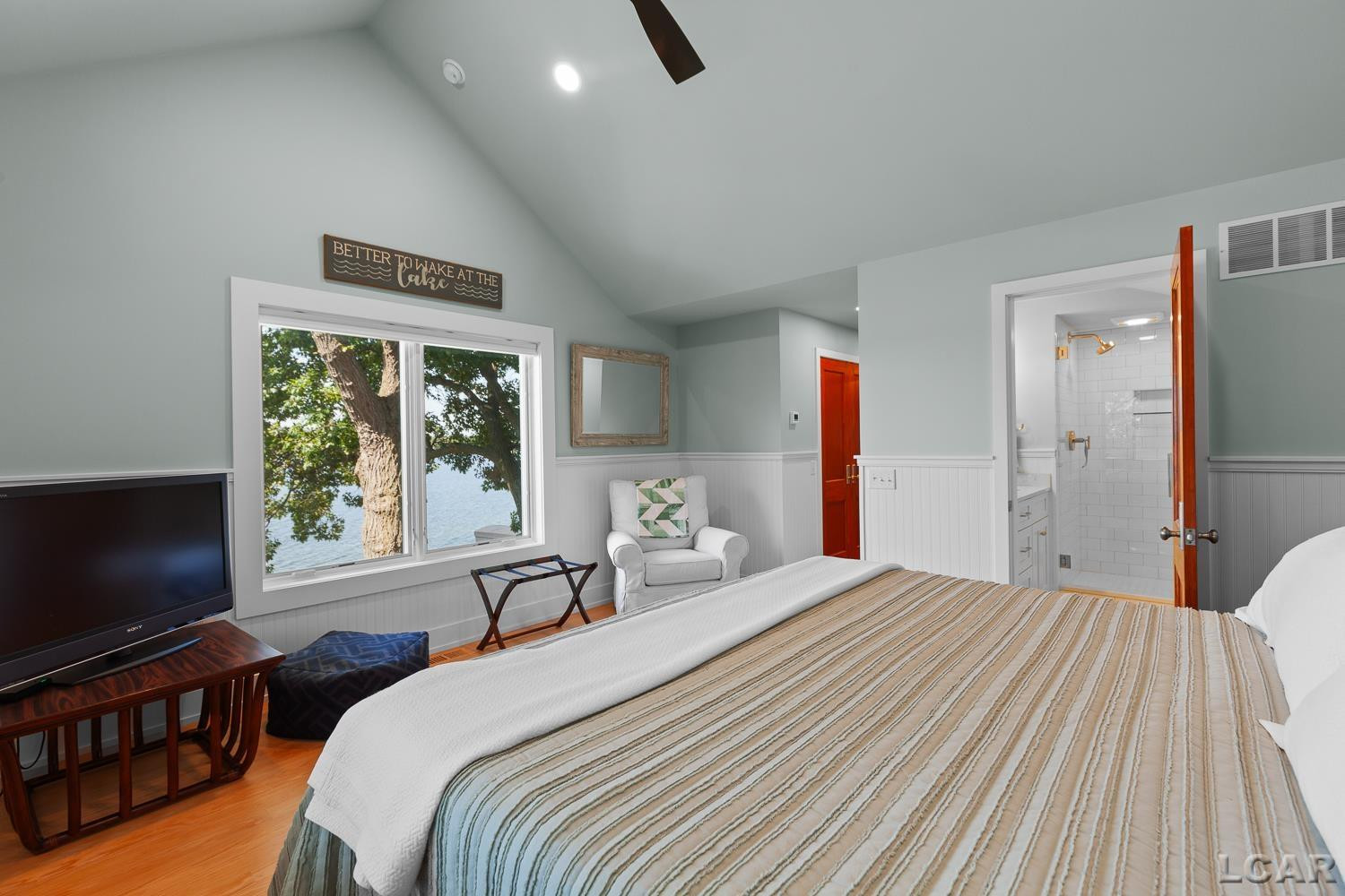 5098 Belmere Drive, Manitou Beach, MI 49253 — Photo 36