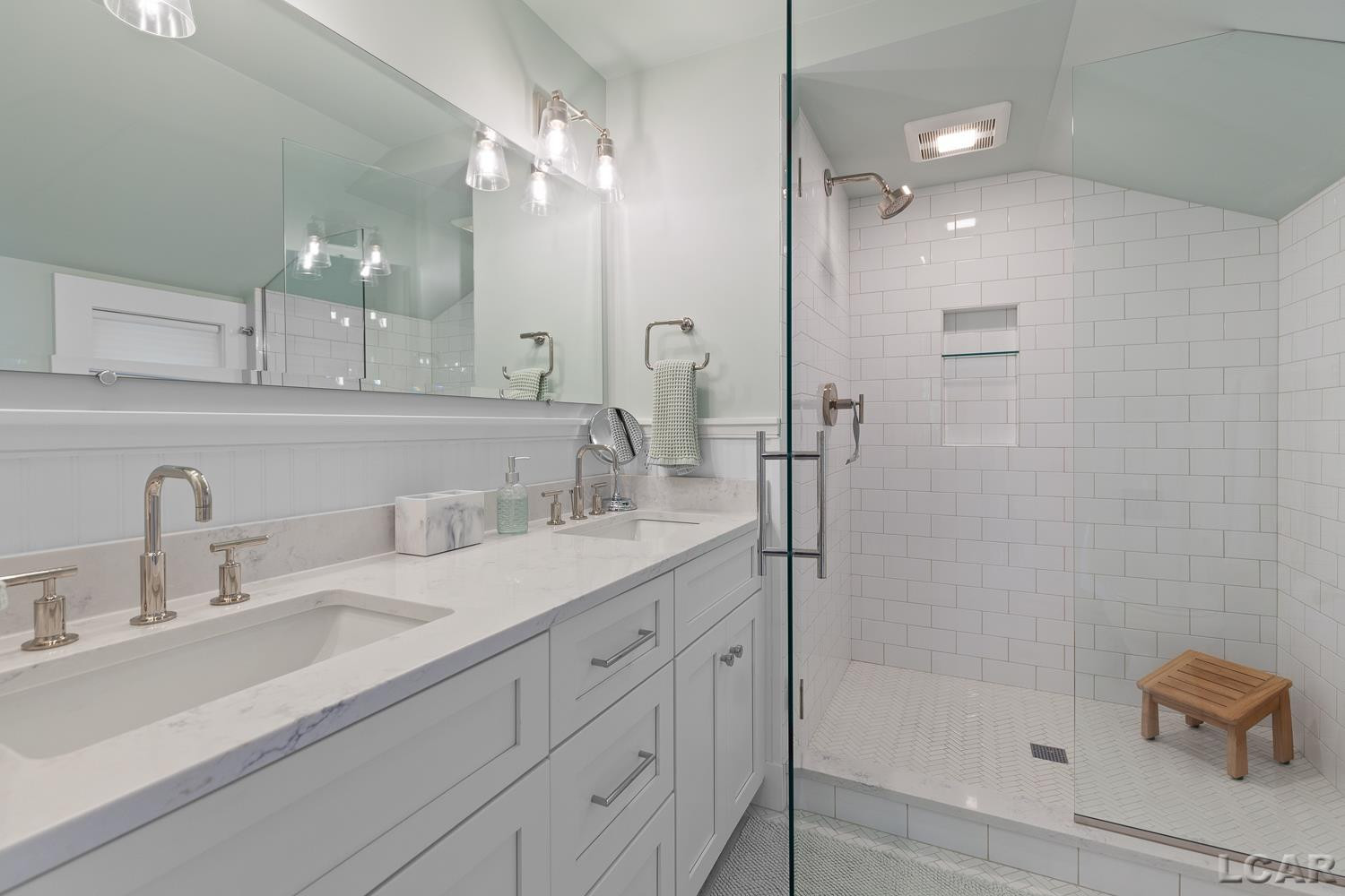 5098 Belmere Drive, Manitou Beach, MI 49253 — Photo 37