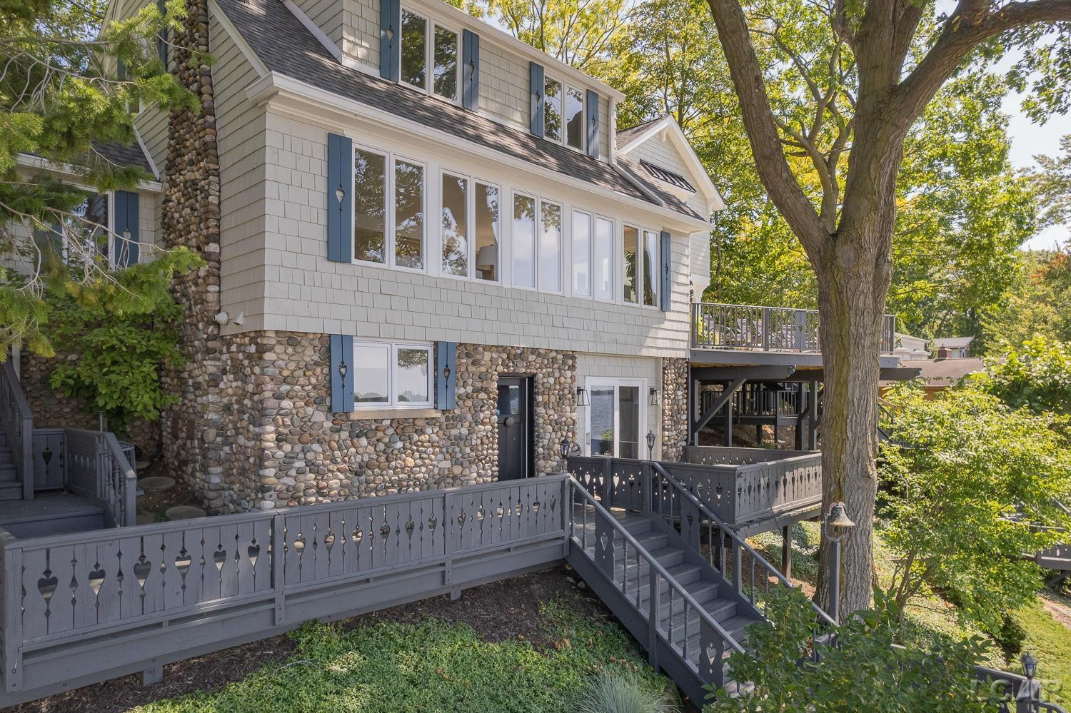 5098 Belmere Drive, Manitou Beach, MI 49253 — Photo 59
