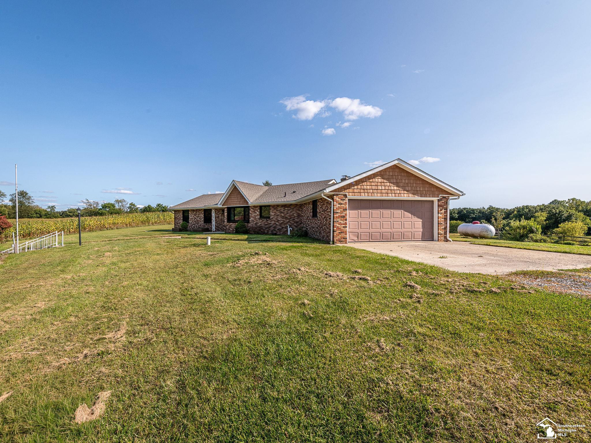 15255 Wheaton Road, Brooklyn, MI 49230 — Photo 33