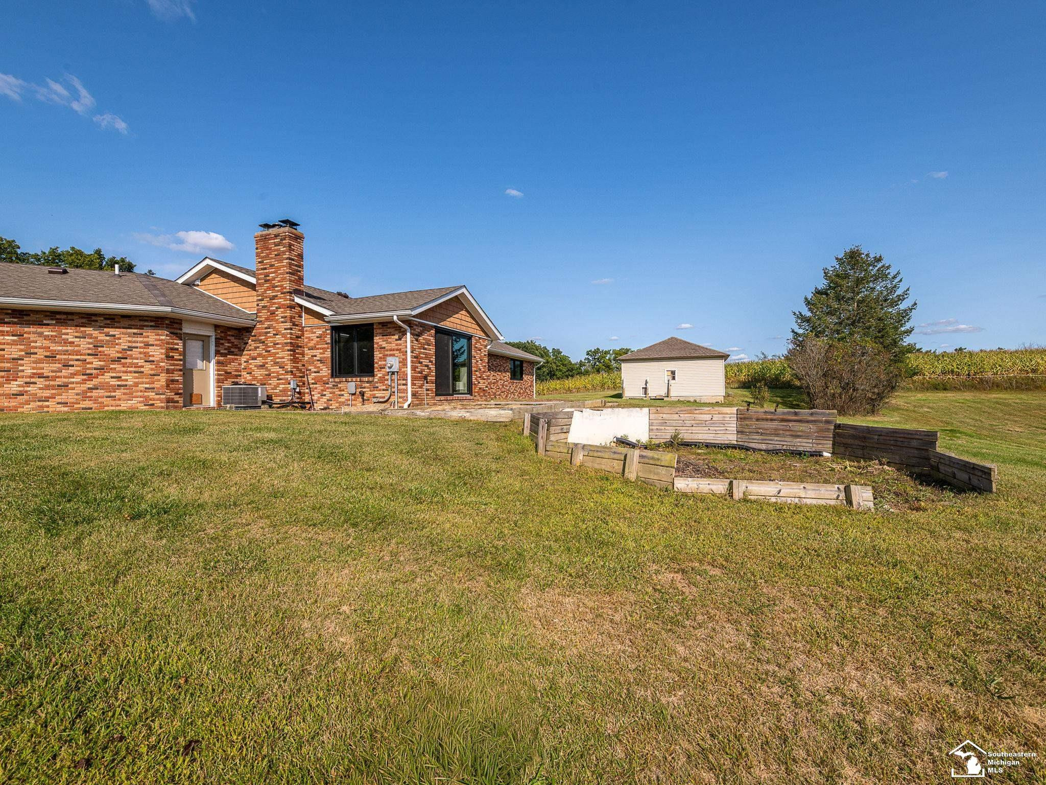 15255 Wheaton Road, Brooklyn, MI 49230 — Photo 37