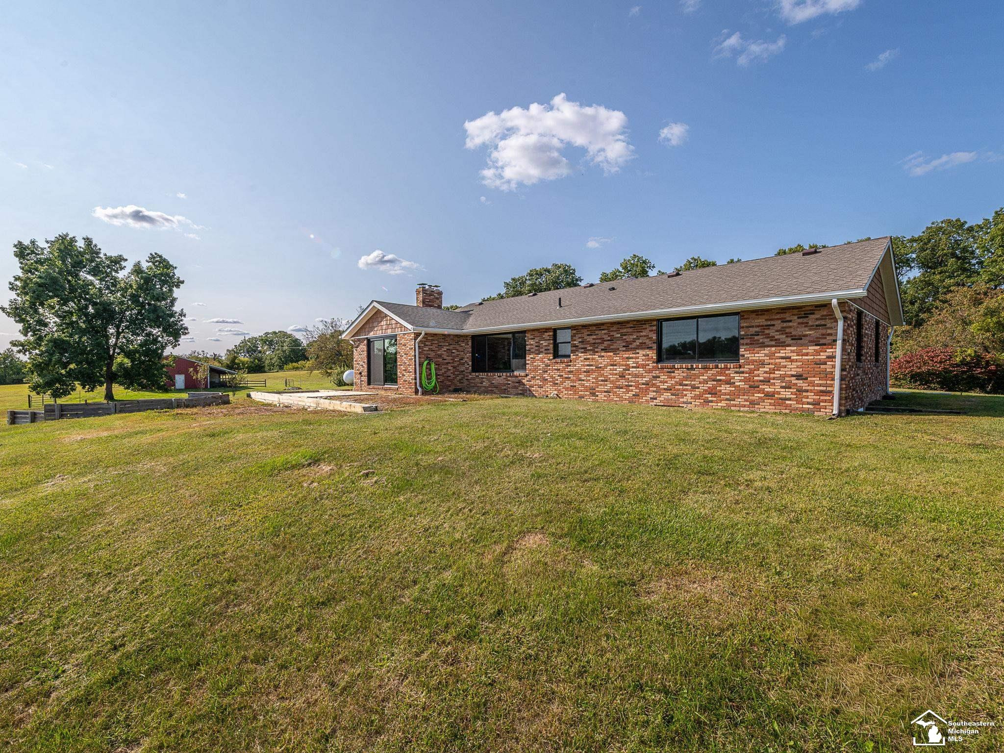 15255 Wheaton Road, Brooklyn, MI 49230 — Photo 38