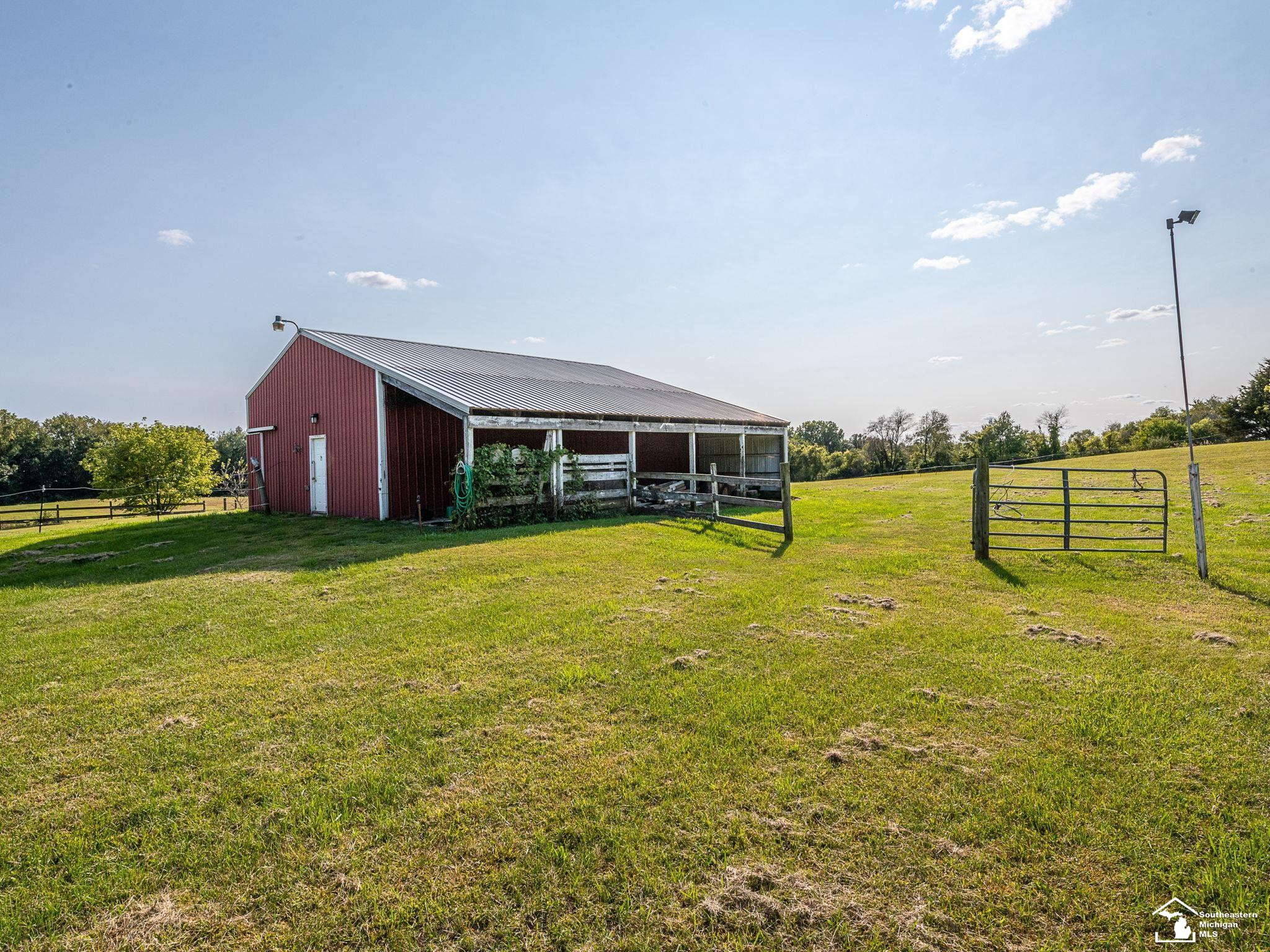 15255 Wheaton Road, Brooklyn, MI 49230 — Photo 41