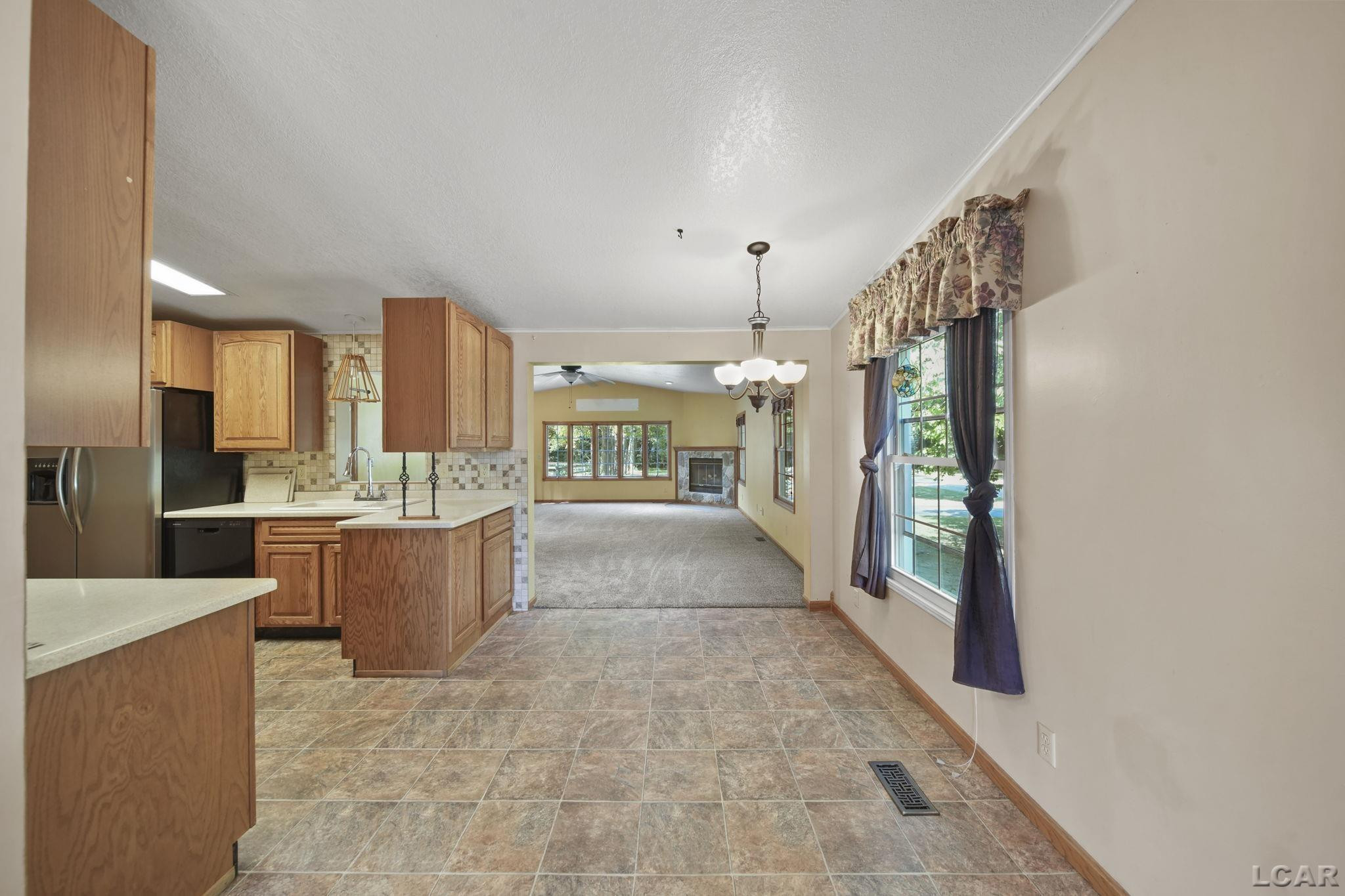 1966 Dawson Drive, Adrian, MI 49221 — Photo 7