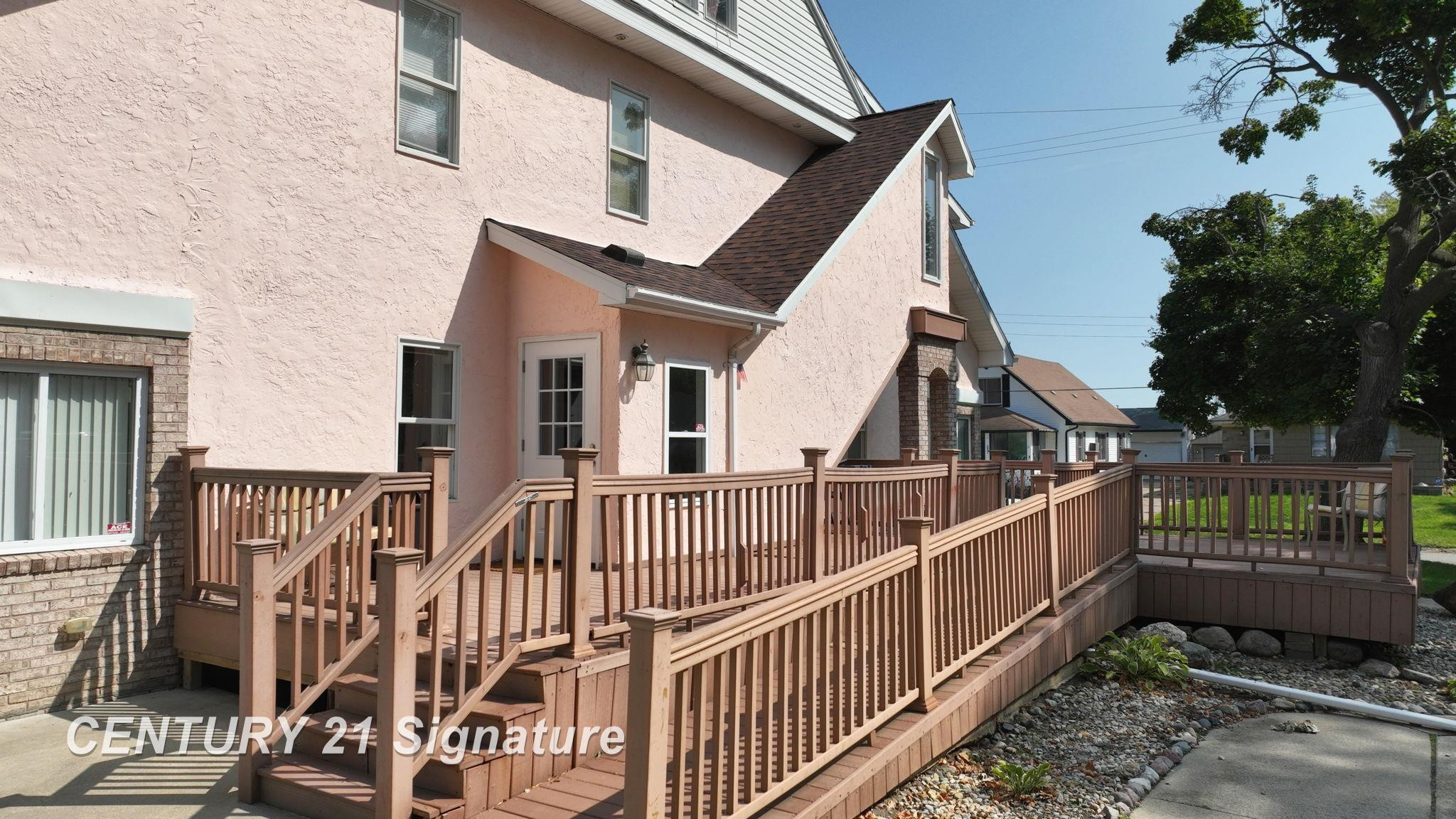 3902 Cuthbertson Street, Flint, MI 48507 — Photo 10