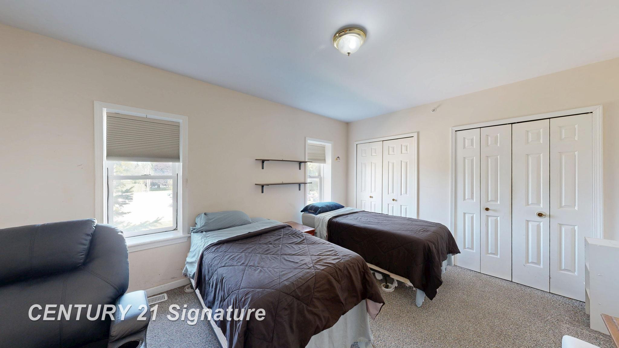 3902 Cuthbertson Street, Flint, MI 48507 — Photo 34