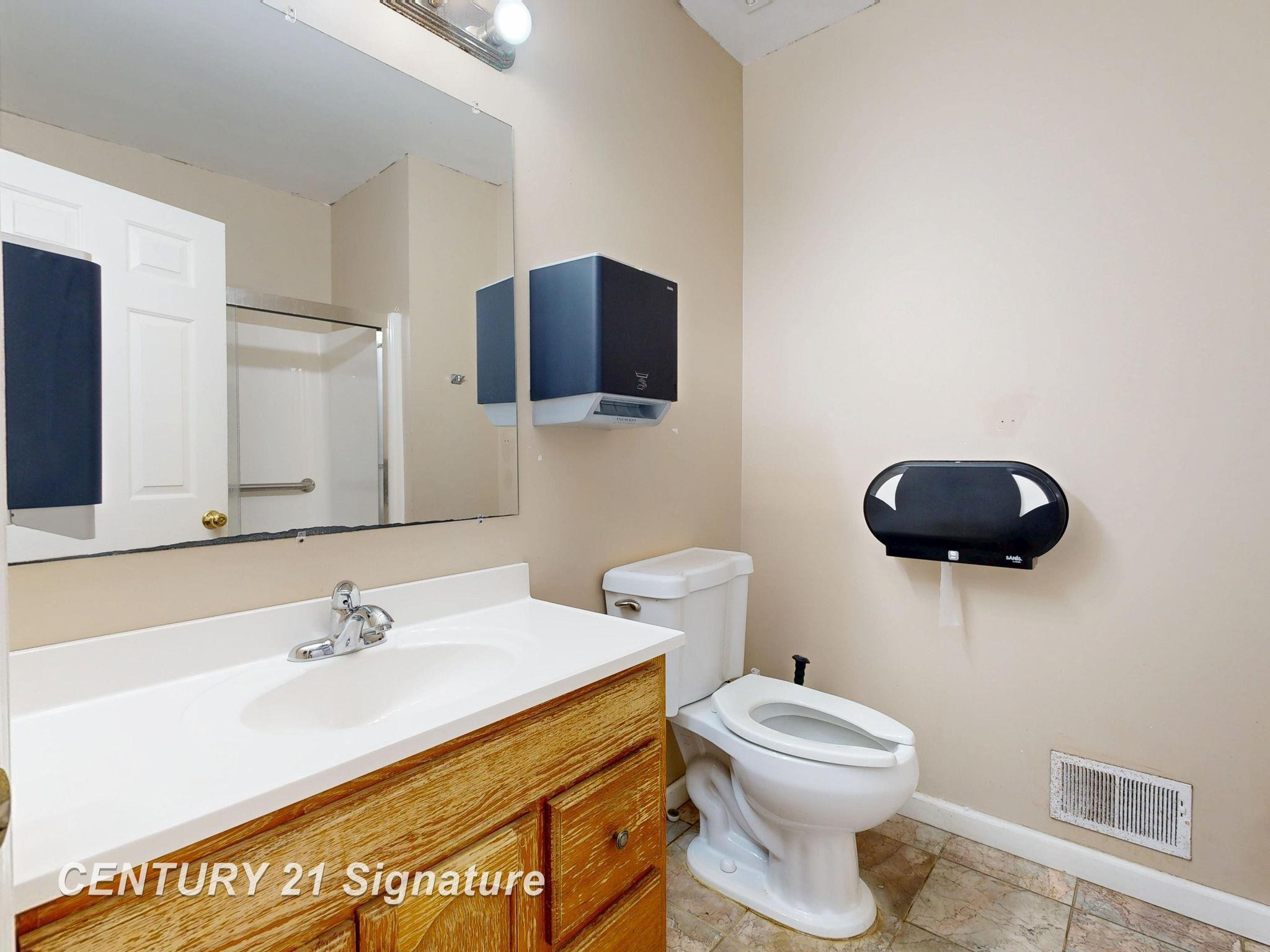 3902 Cuthbertson Street, Flint, MI 48507 — Photo 36