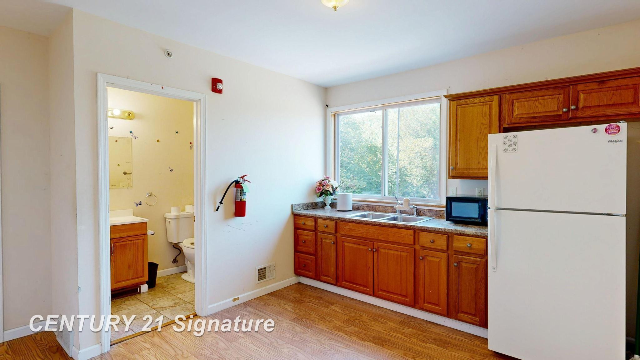 3902 Cuthbertson Street, Flint, MI 48507 — Photo 38