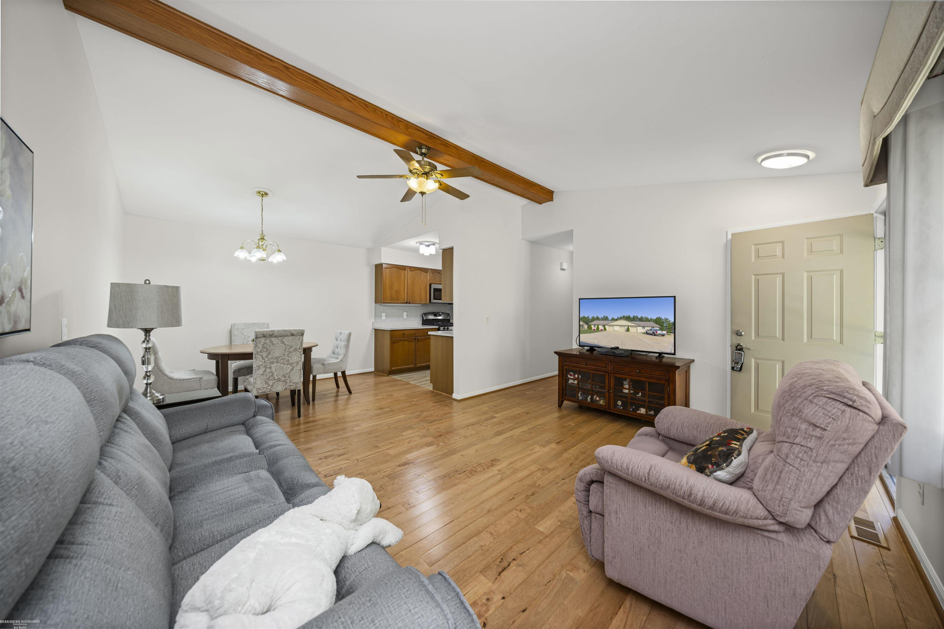 41924 King Edward Court, Clinton, MI 48038 — Photo 9