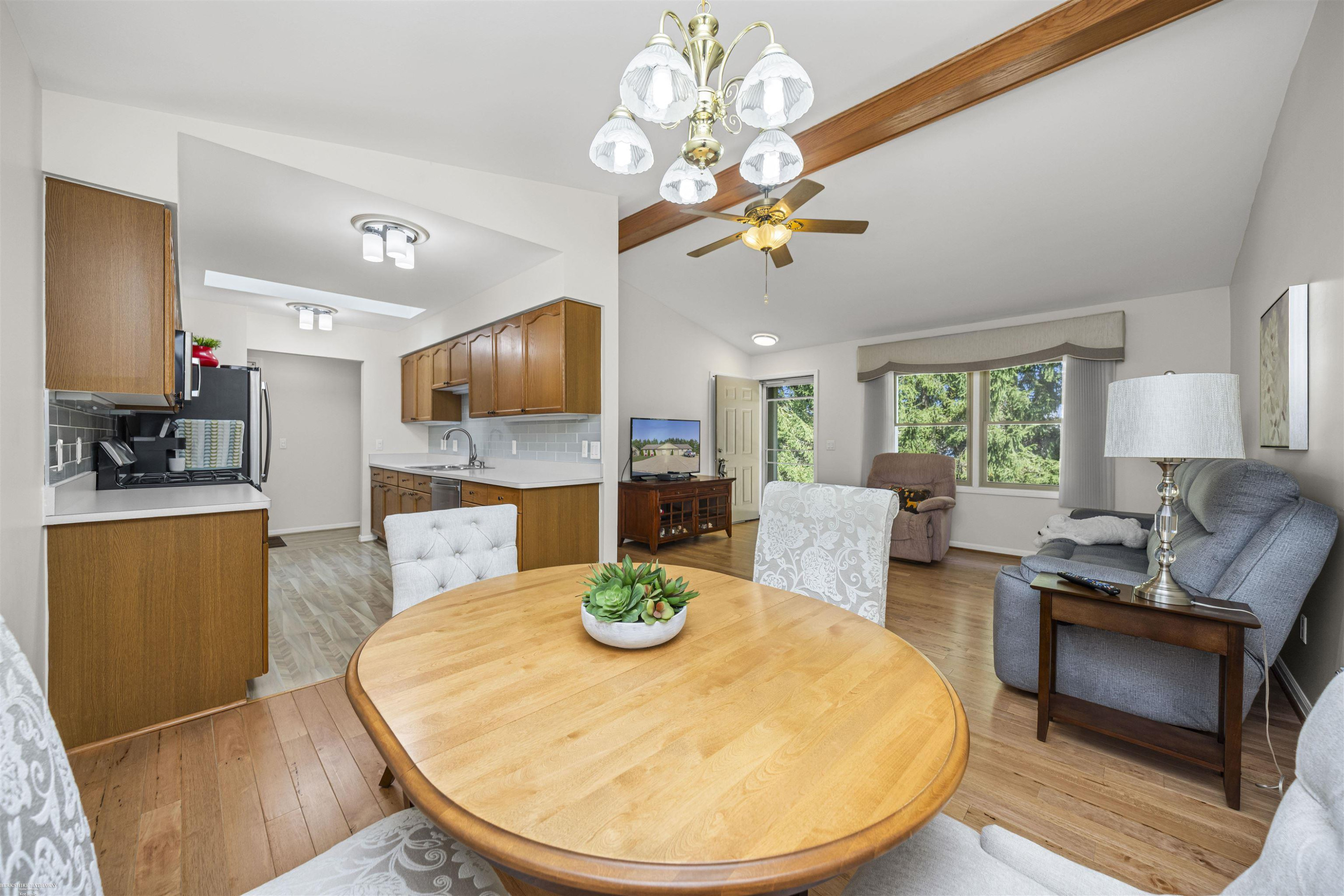 41924 King Edward Court, Clinton, MI 48038 — Photo 13