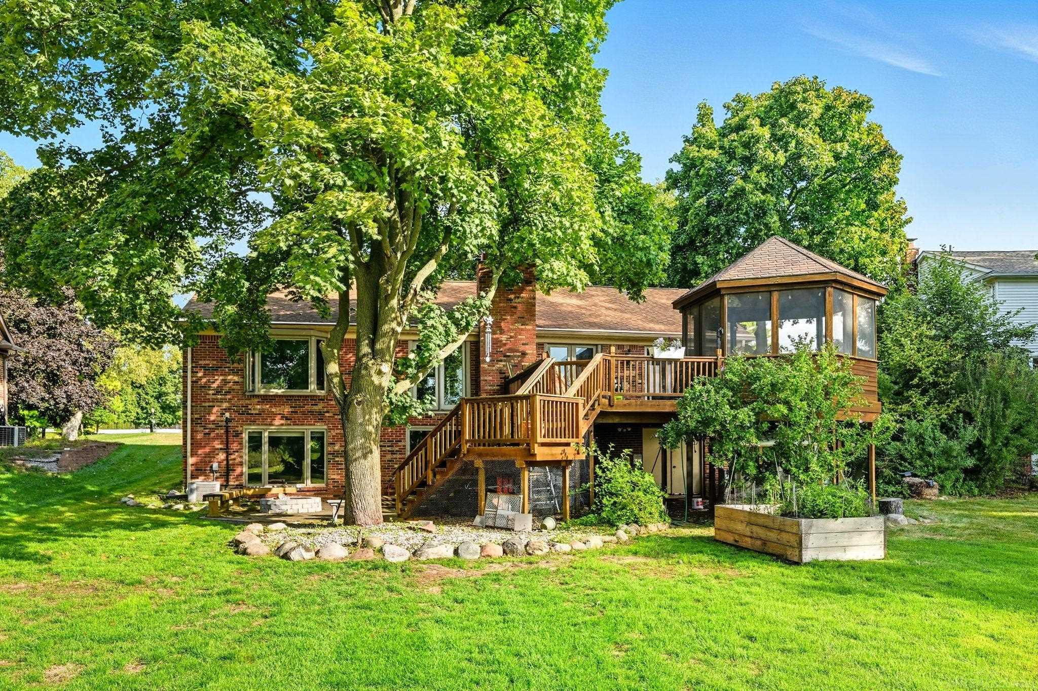 325 Lakes Edge Drive, Oxford, MI 48371 — Photo 5