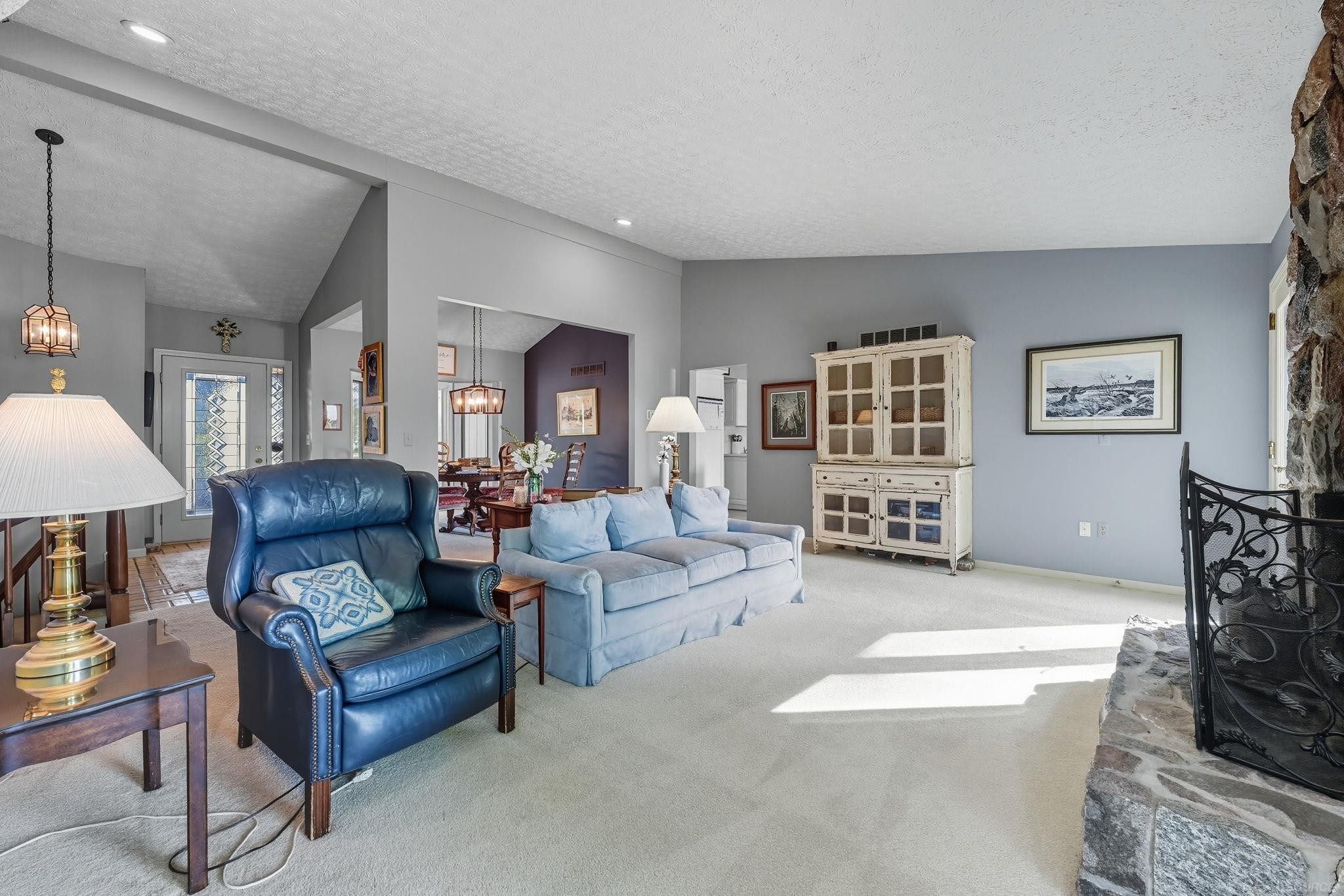325 Lakes Edge Drive, Oxford, MI 48371 — Photo 16