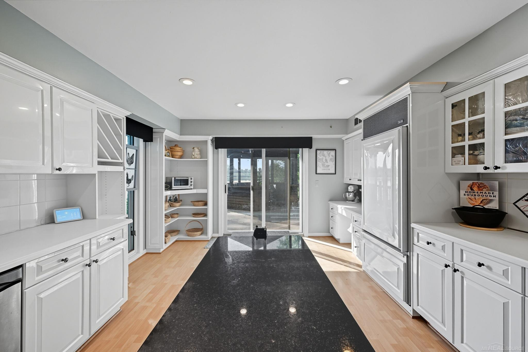325 Lakes Edge Drive, Oxford, MI 48371 — Photo 19