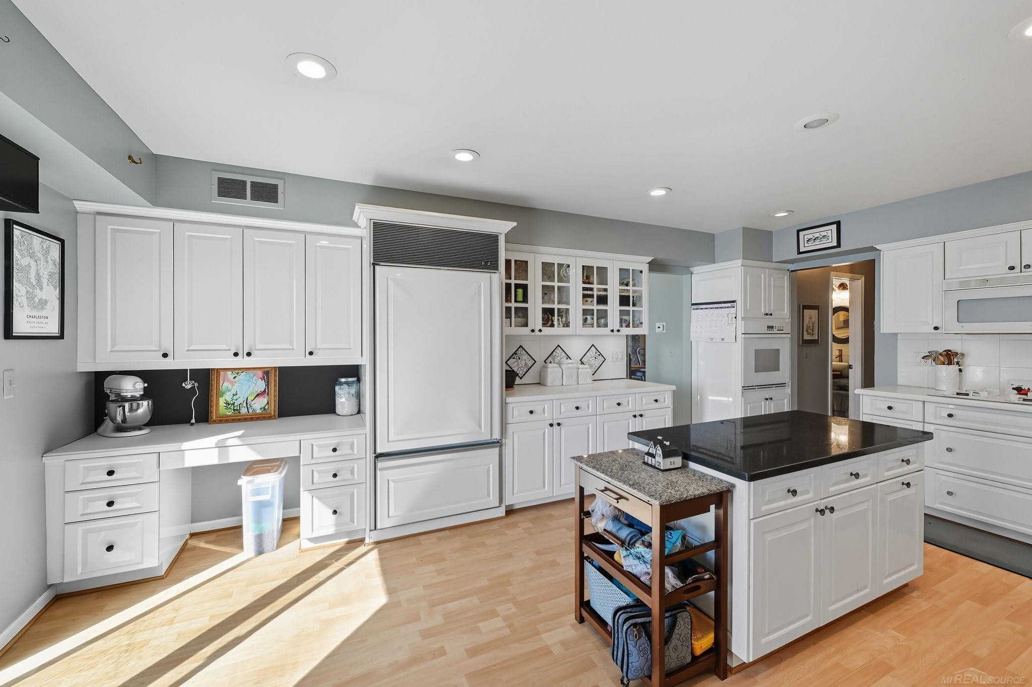325 Lakes Edge Drive, Oxford, MI 48371 — Photo 20