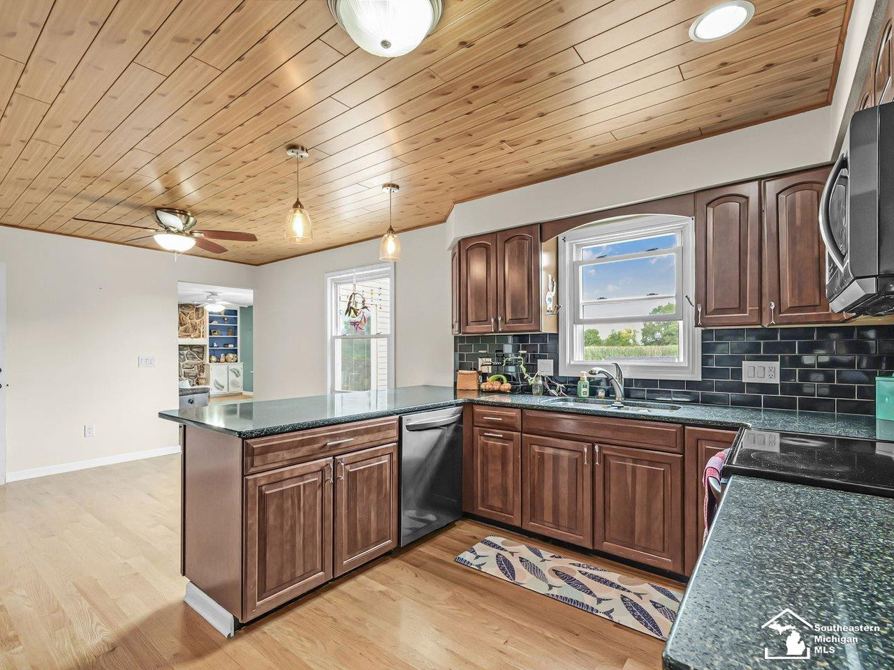 6233 Grandview Drive, Erie, MI — Photo 18