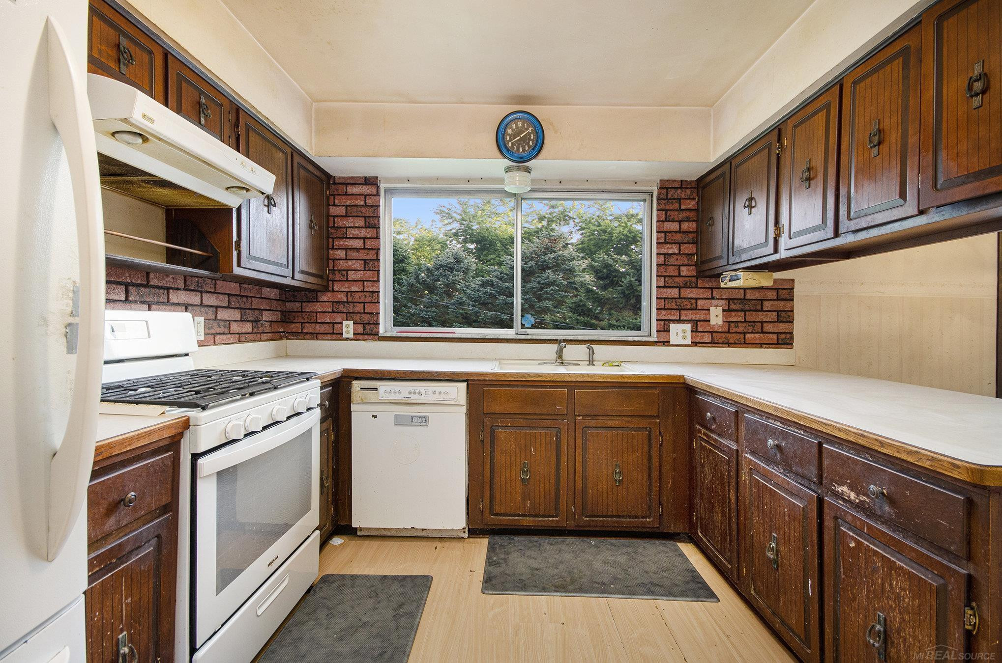 8811 Marr Road, MI 48003 — Photo 10