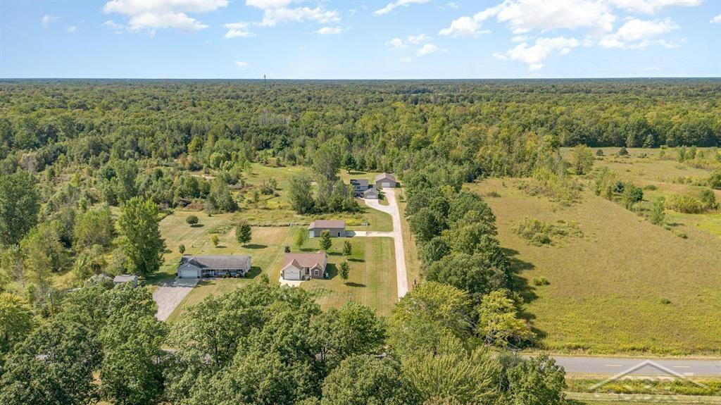 247 N Five Mile Road, Midland, MI 48640 — Photo 29