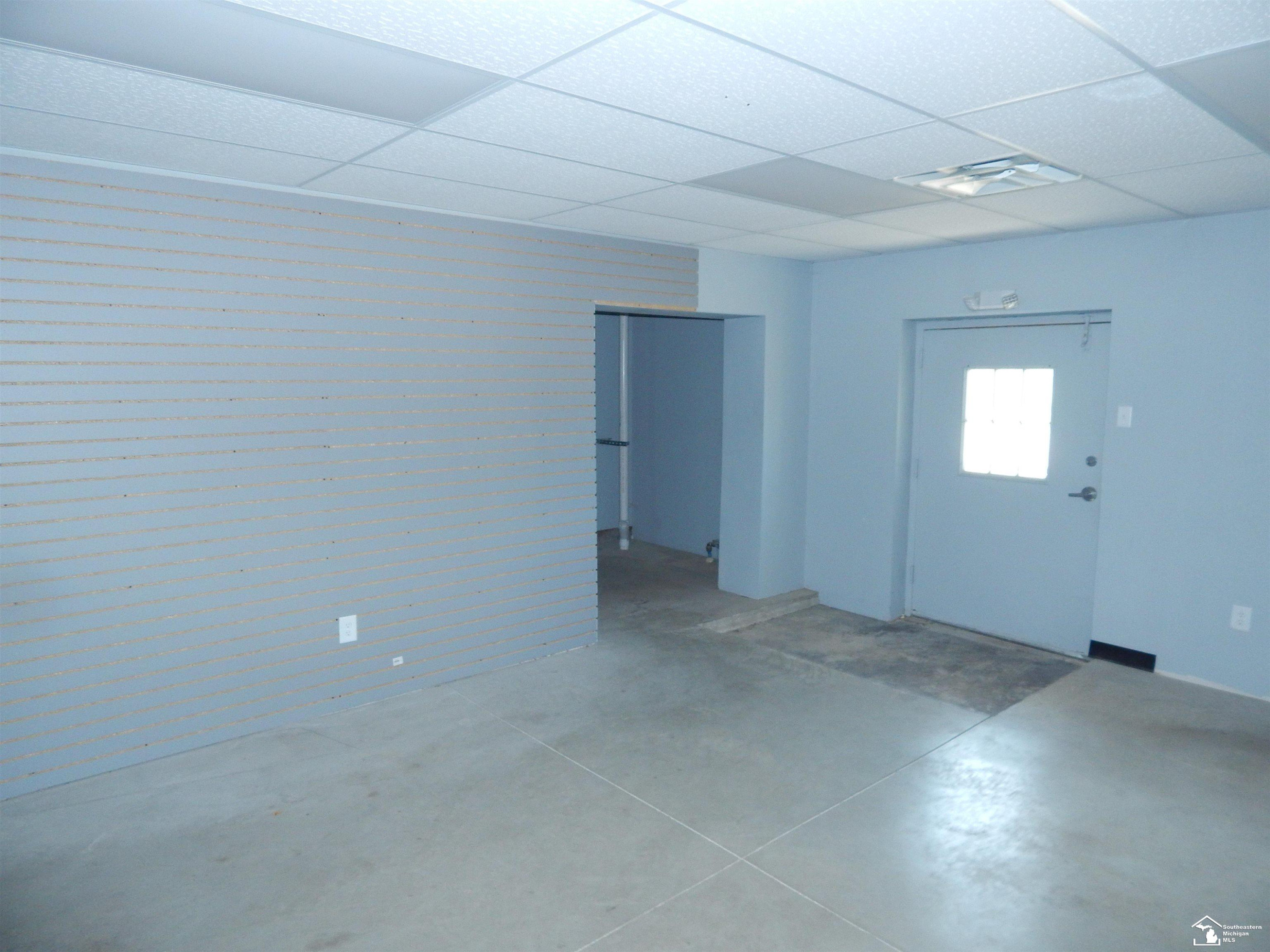 10606 Lewis Avenue, Temperance, MI 48182 — Photo 7