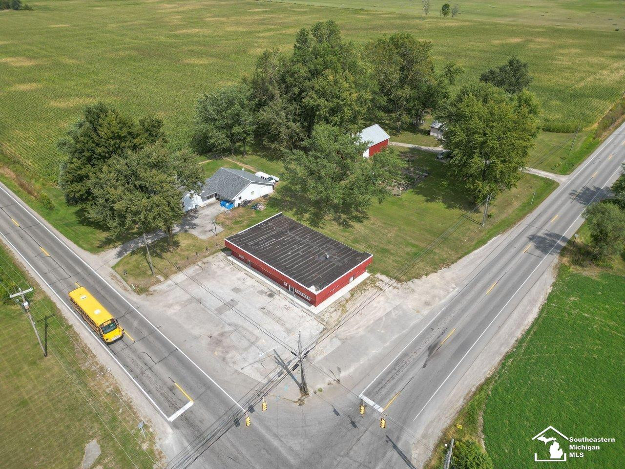 10606 Lewis Avenue, Temperance, MI 48182 — Photo 19