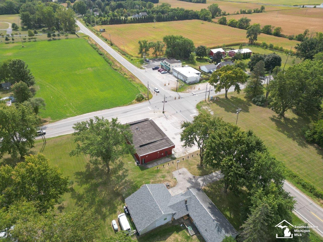 10606 Lewis Avenue, Temperance, MI 48182 — Photo 21