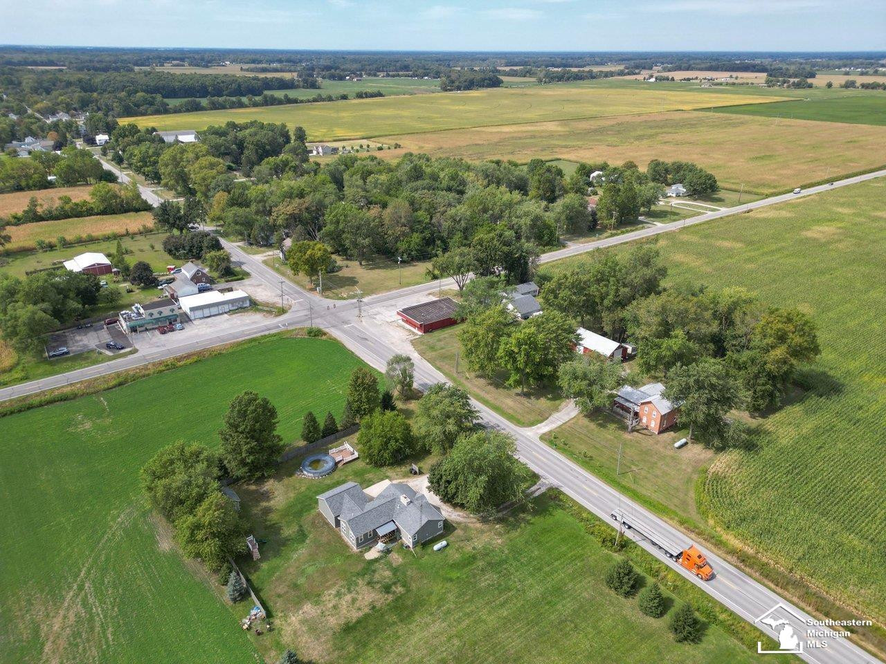 10606 Lewis Avenue, Temperance, MI 48182 — Photo 24