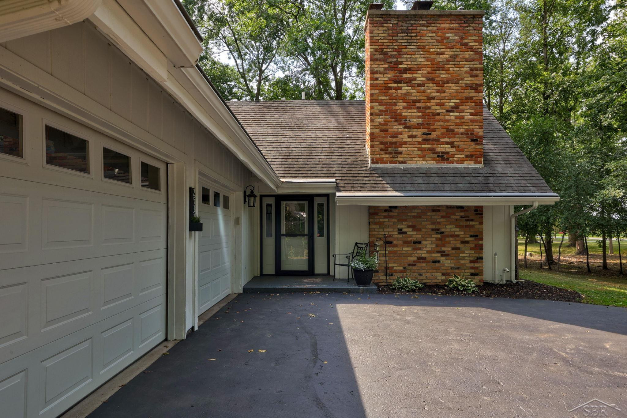 2533 Liberty Road, Saginaw, MI 48604 — Photo 4