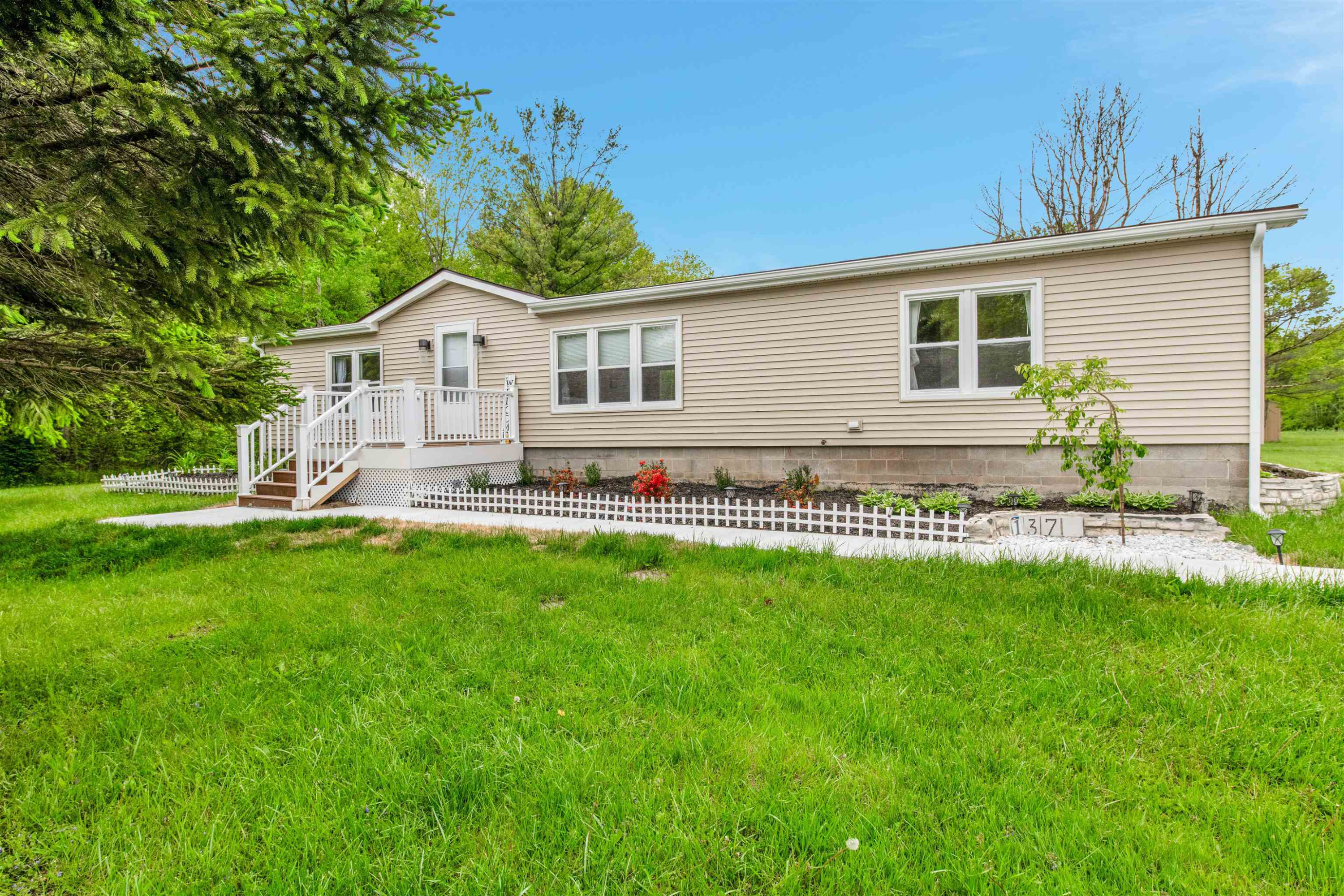1371 Sturdevant Street, Kimball, MI — Photo 4