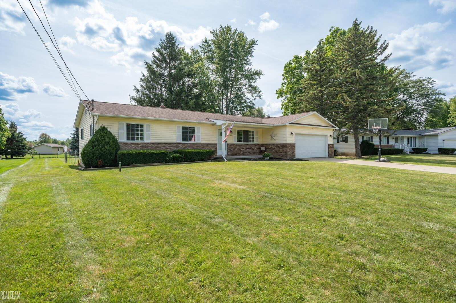 7101 S Fork Drive, Swartz Creek, MI 48473 — Photo 2
