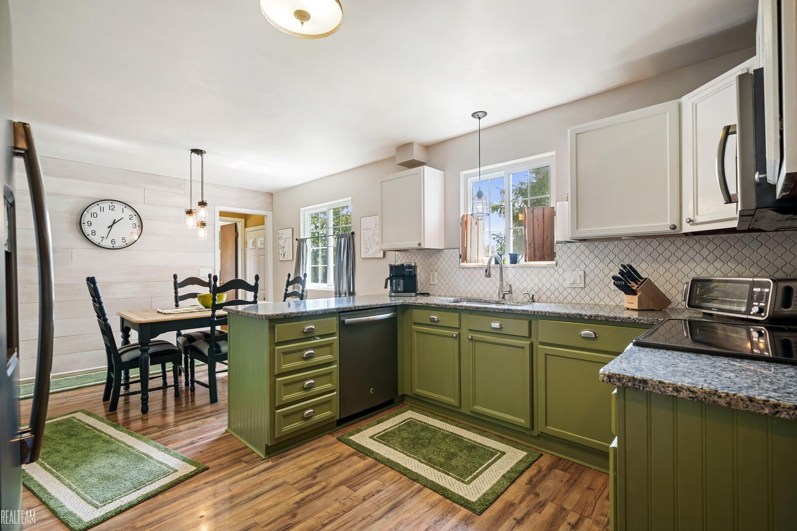 7101 S Fork Drive, Swartz Creek, MI 48473 — Photo 10