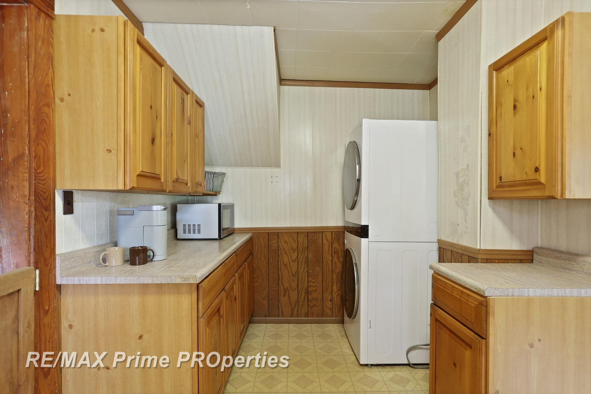 17 N Hooper Street, Caro, MI 48723 — Photo 15