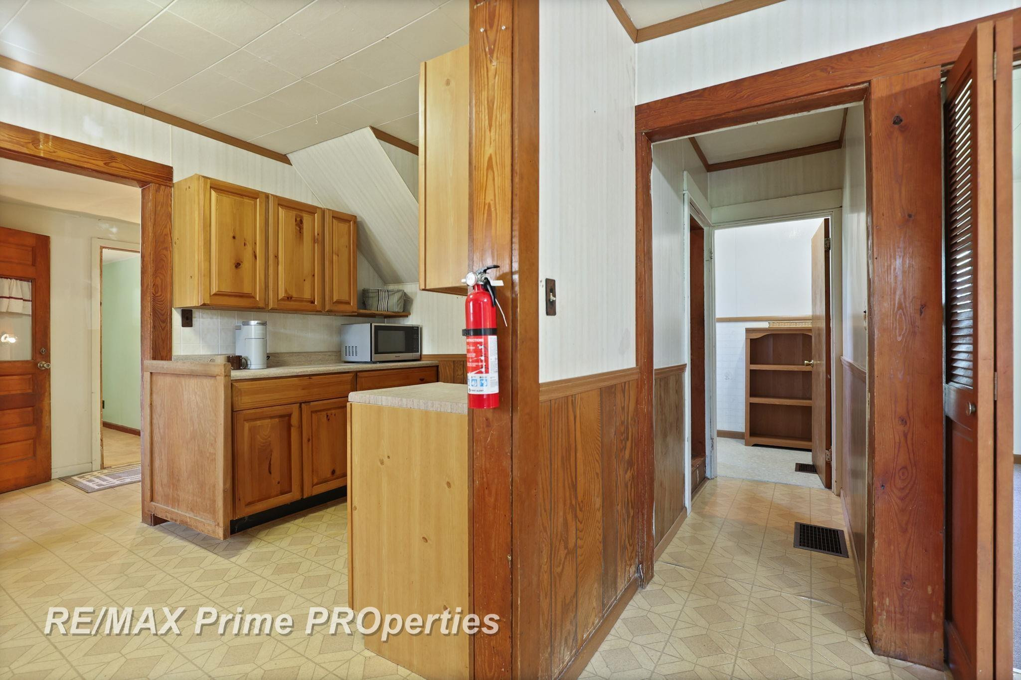 17 N Hooper Street, Caro, MI 48723 — Photo 24