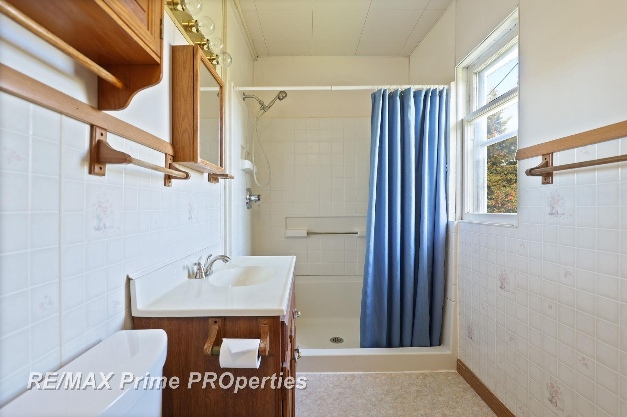 17 N Hooper Street, Caro, MI 48723 — Photo 25