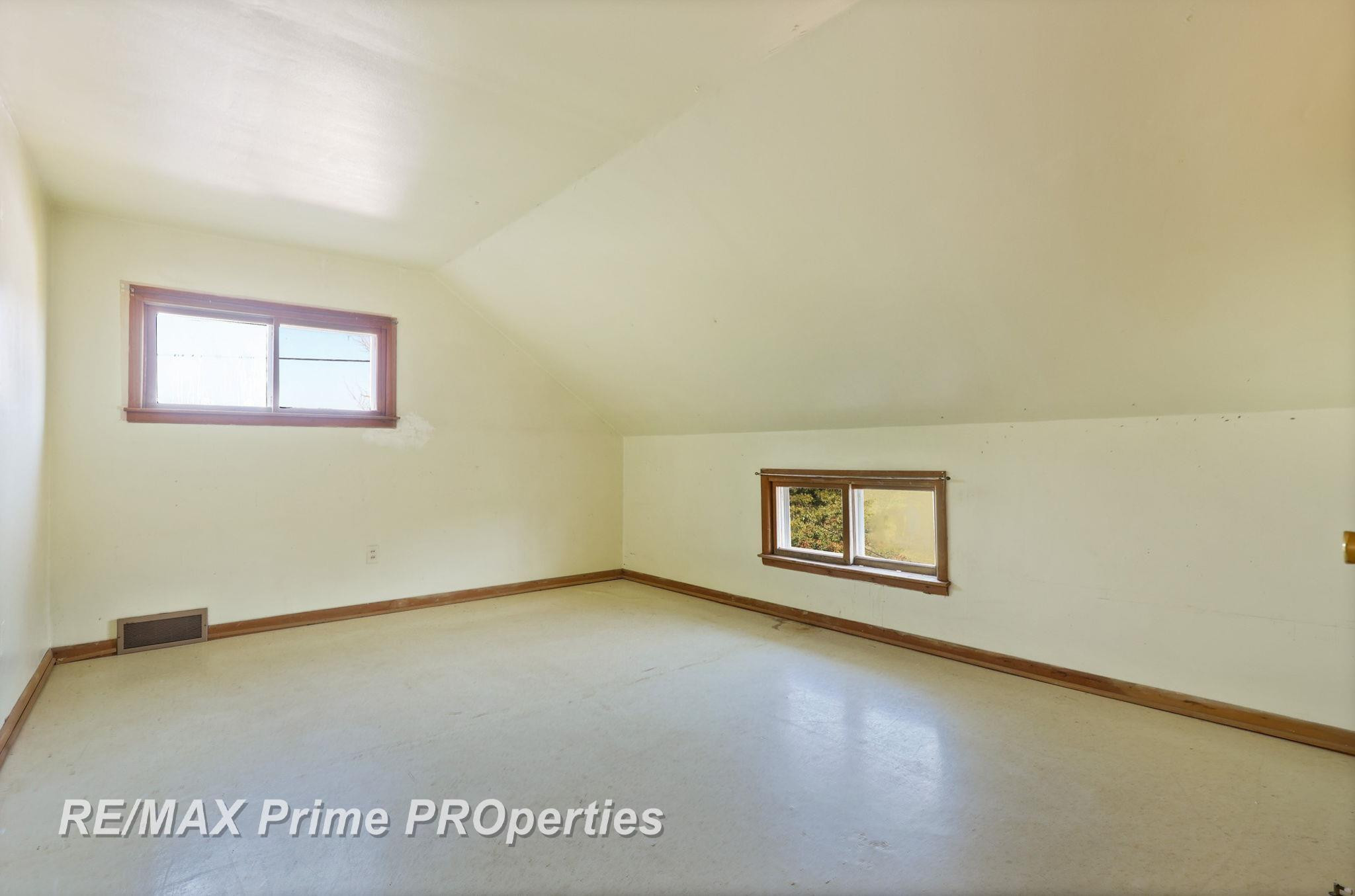 17 N Hooper Street, Caro, MI 48723 — Photo 27