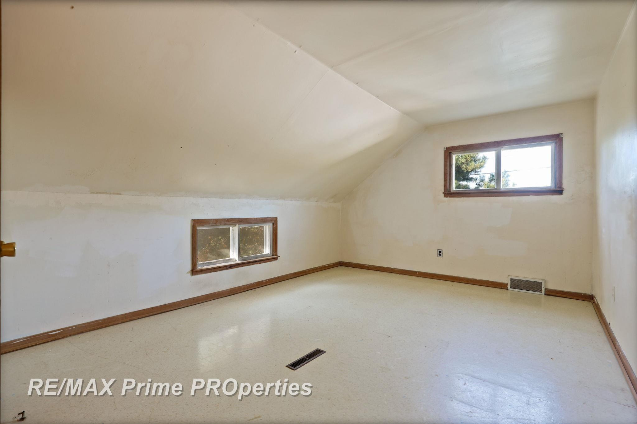 17 N Hooper Street, Caro, MI 48723 — Photo 29