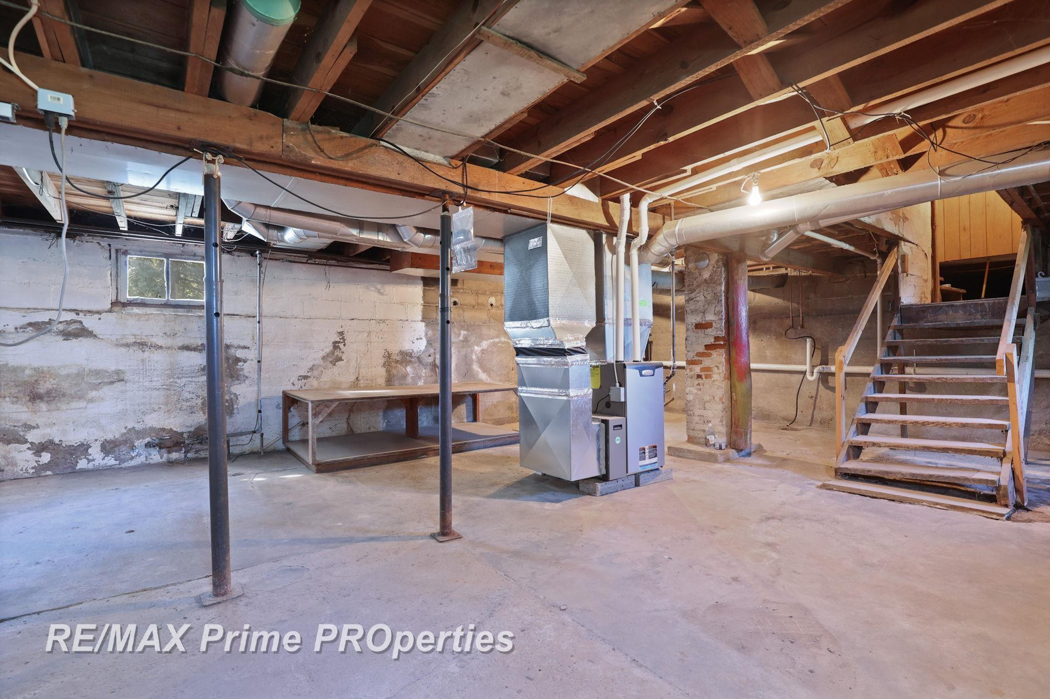 17 N Hooper Street, Caro, MI 48723 — Photo 30
